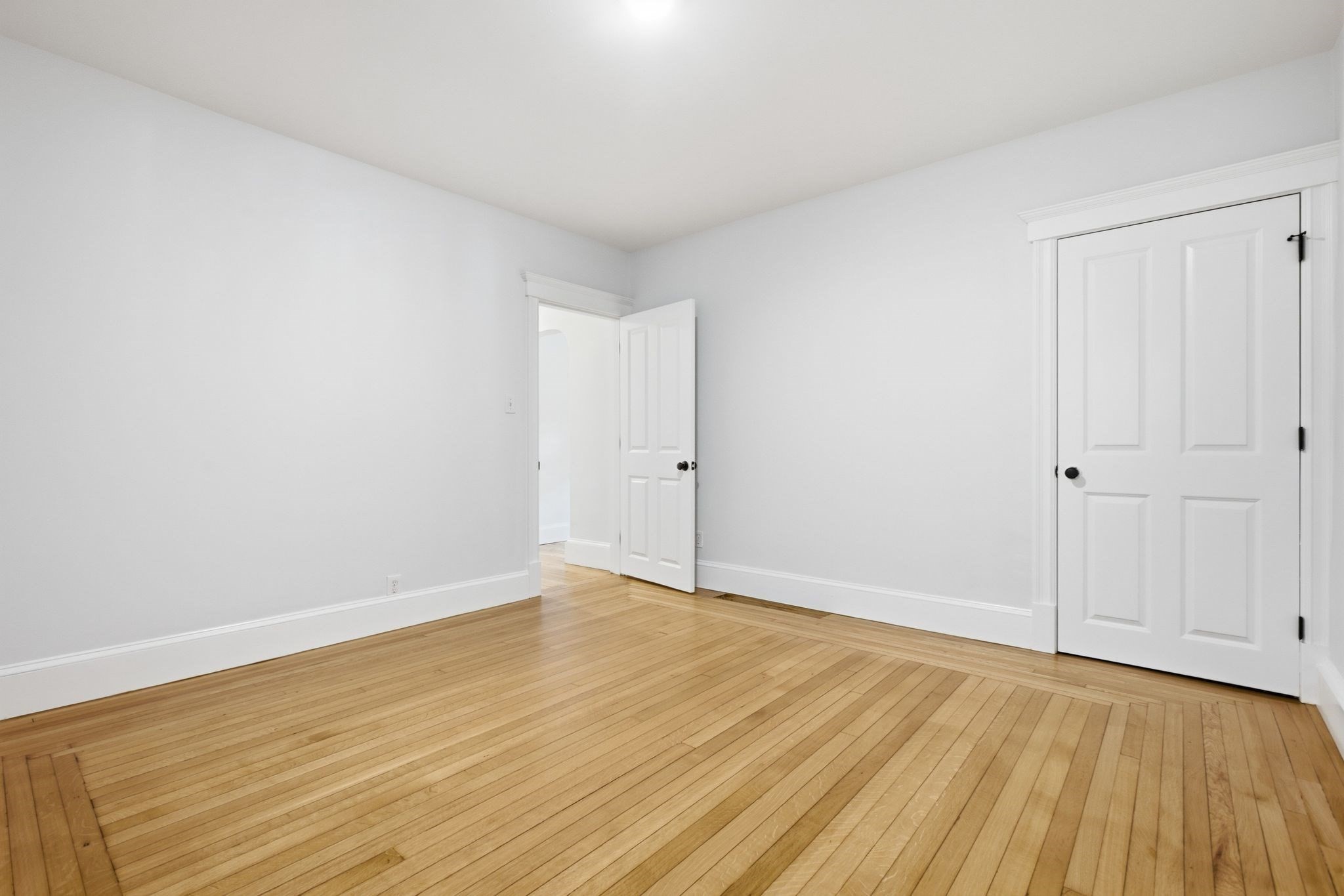81 Huntington Road # 1 Property Photo 5