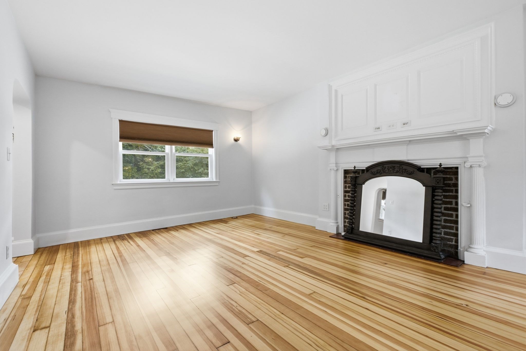 81 Huntington Road # 1 Property Photo 9