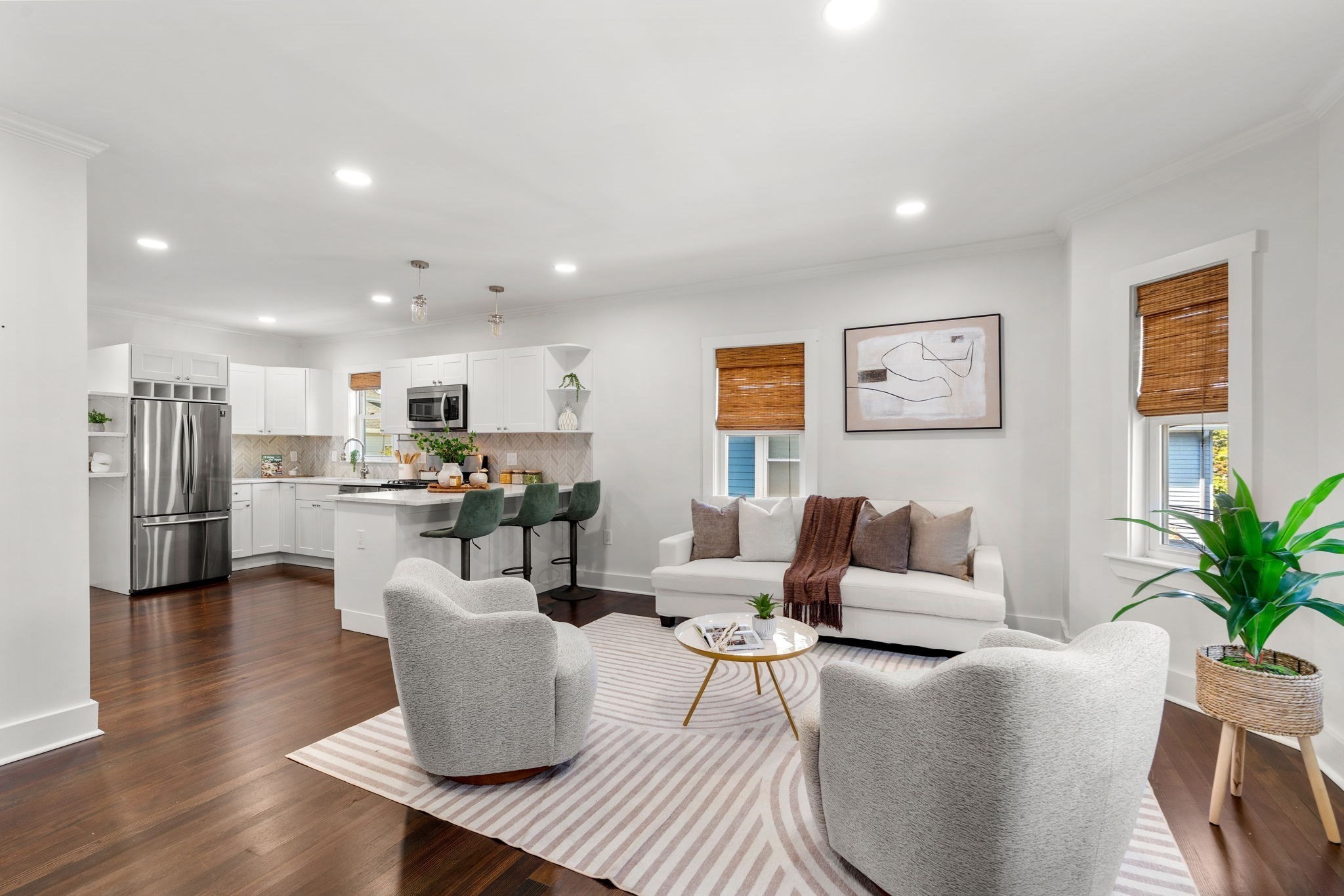 16 Phelps St # 2 Property Photo 3