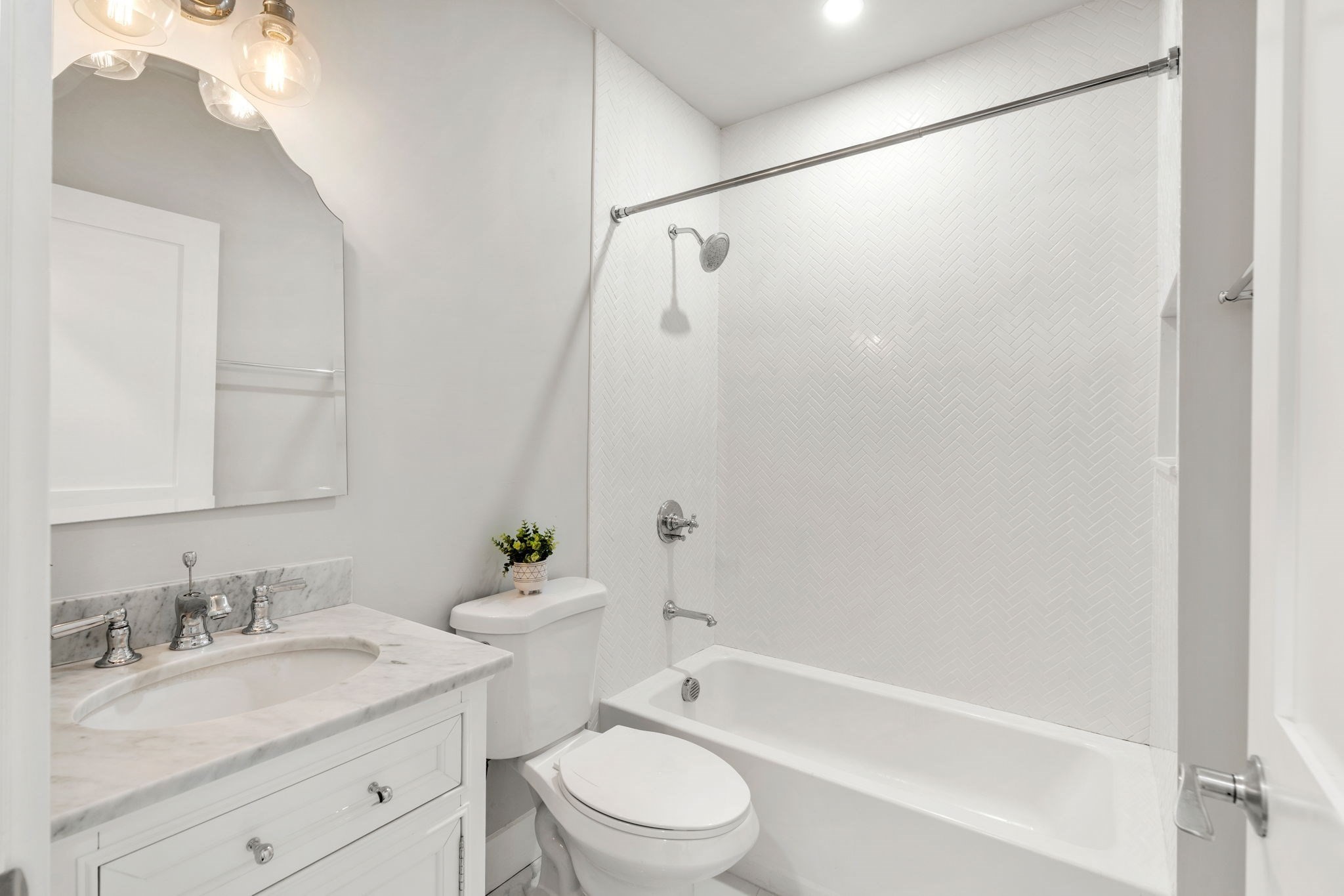 16 Phelps St # 2 Property Photo 24