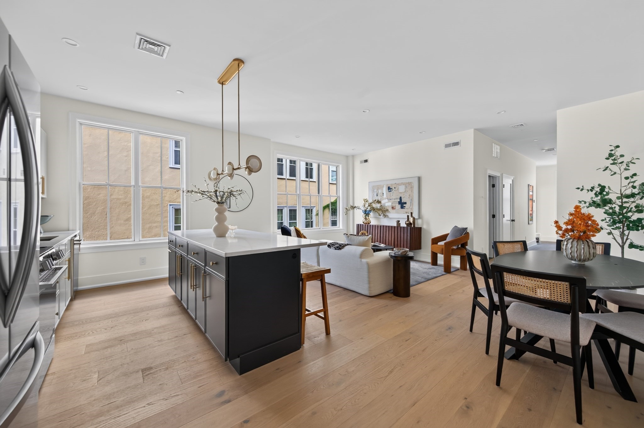 4471 Washington Property Photo 1