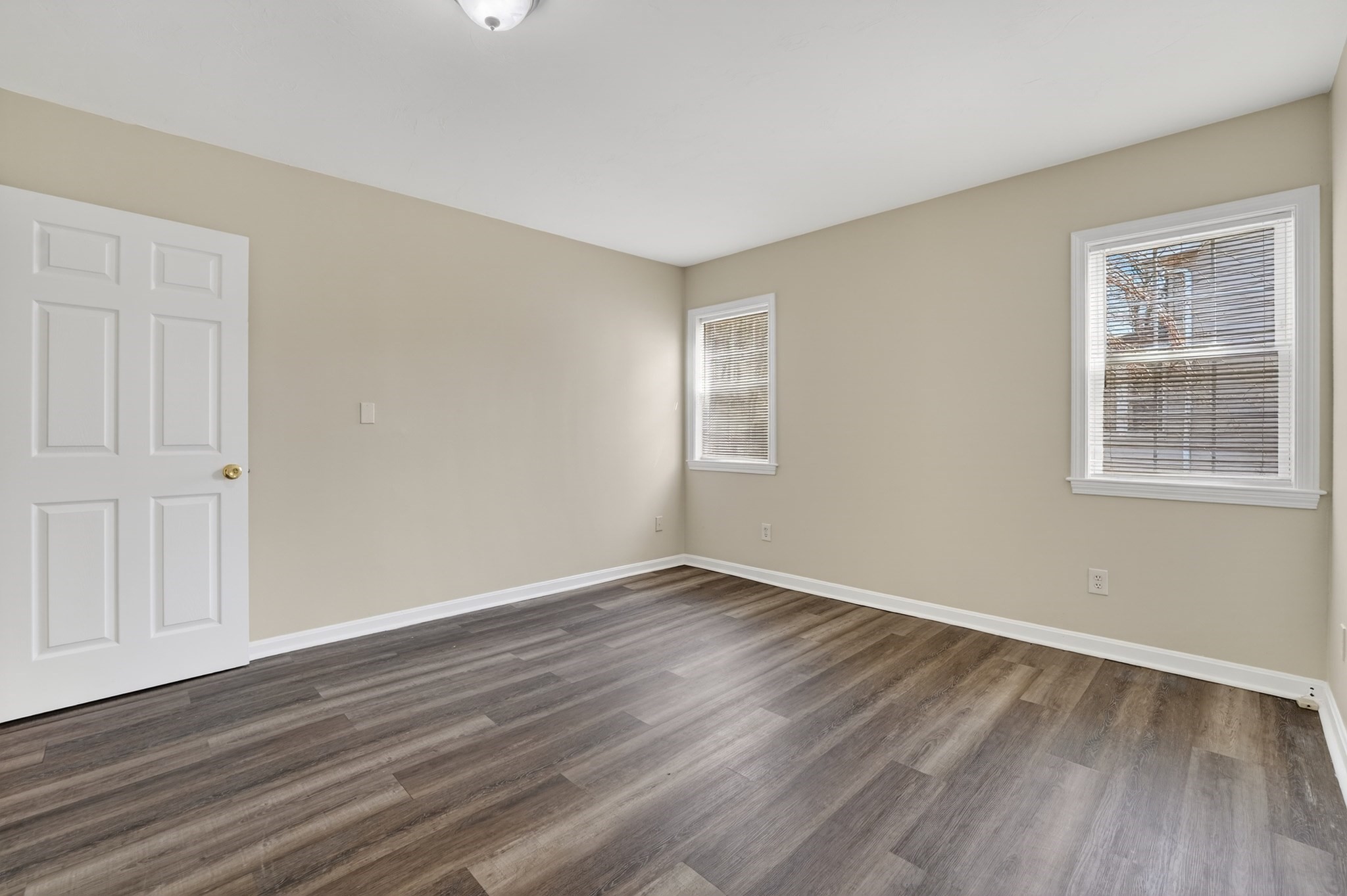 168 South Street Property Photo 15