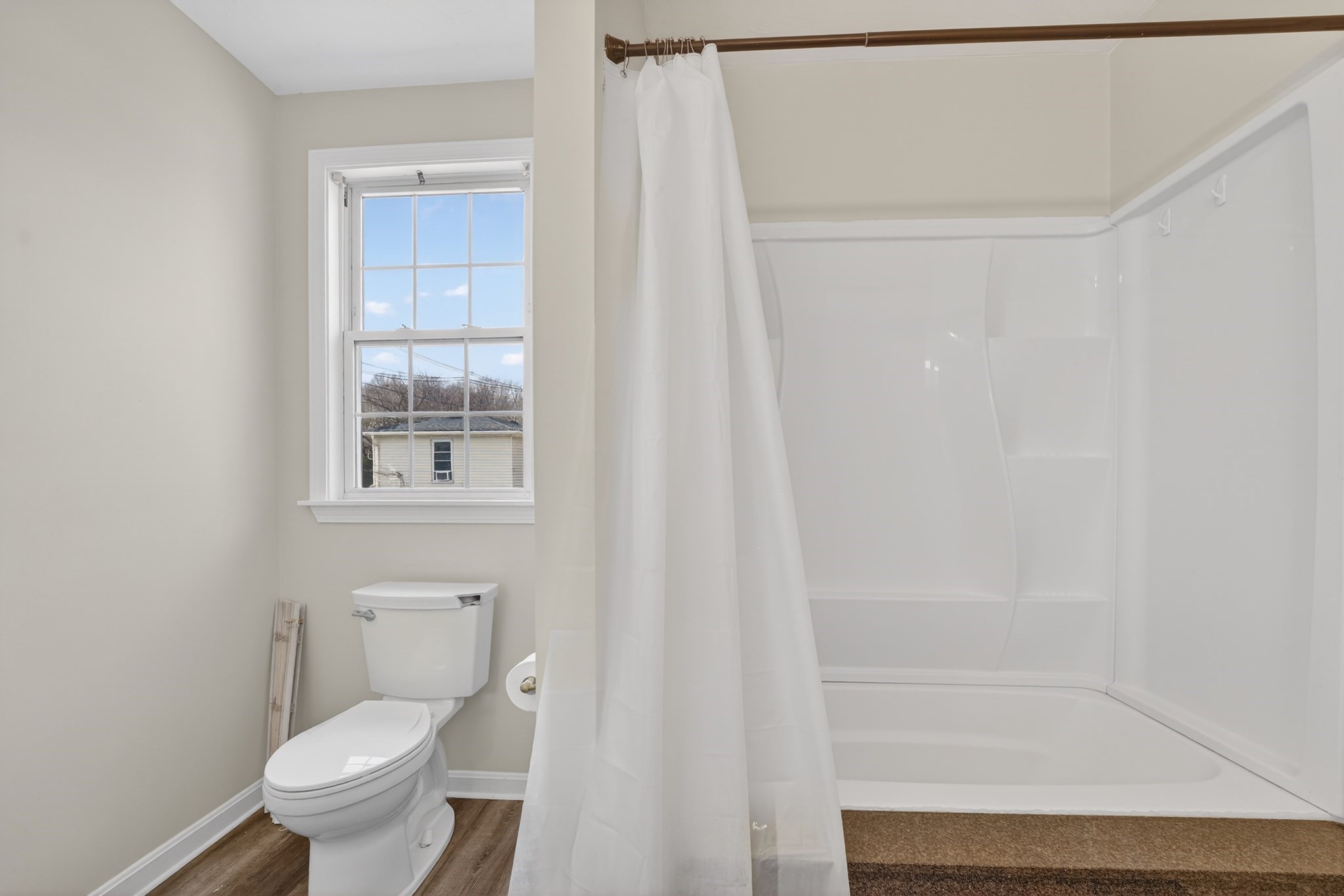 168 South Street Property Photo 9