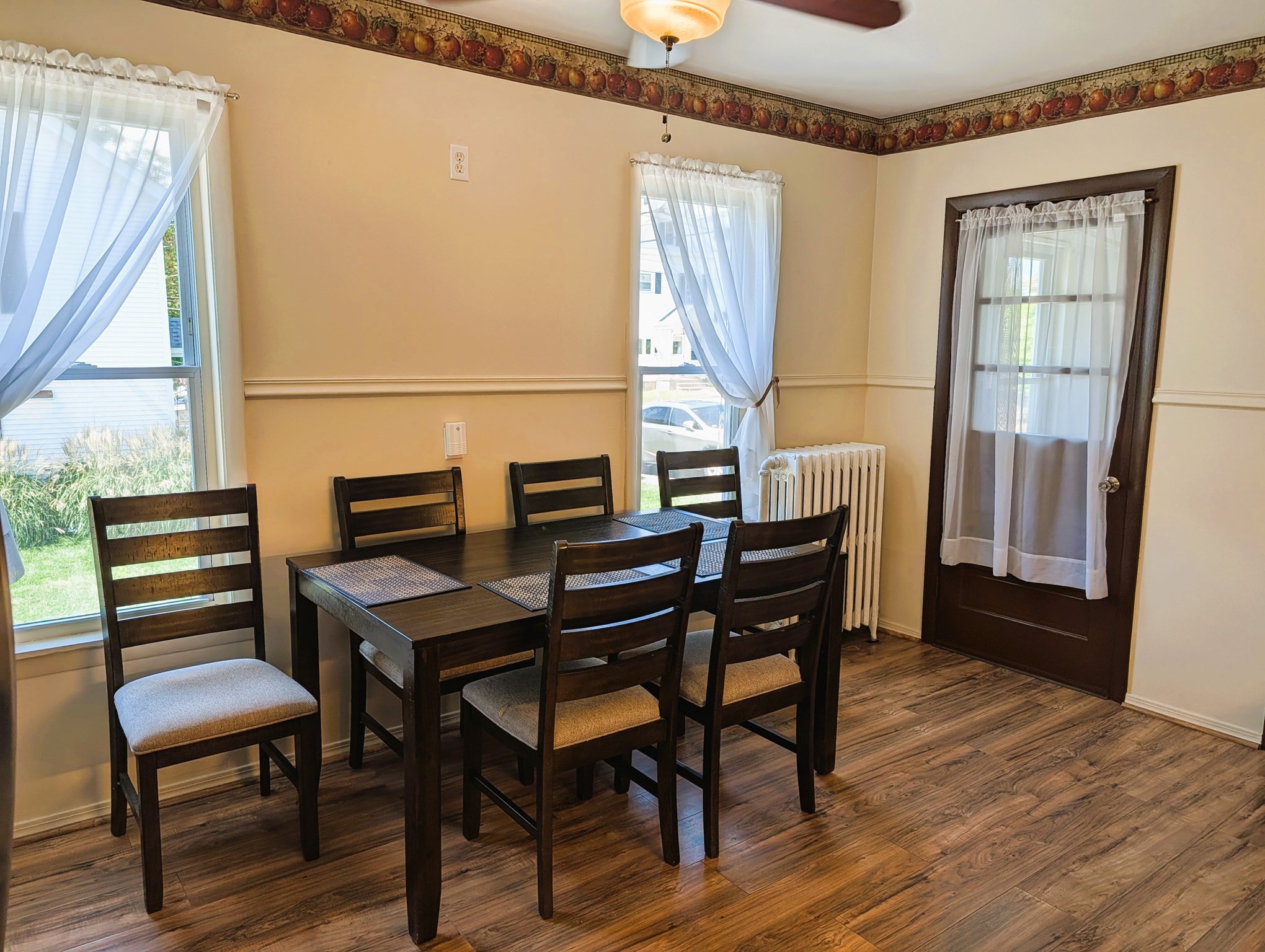 27 South Street Property Photo 11