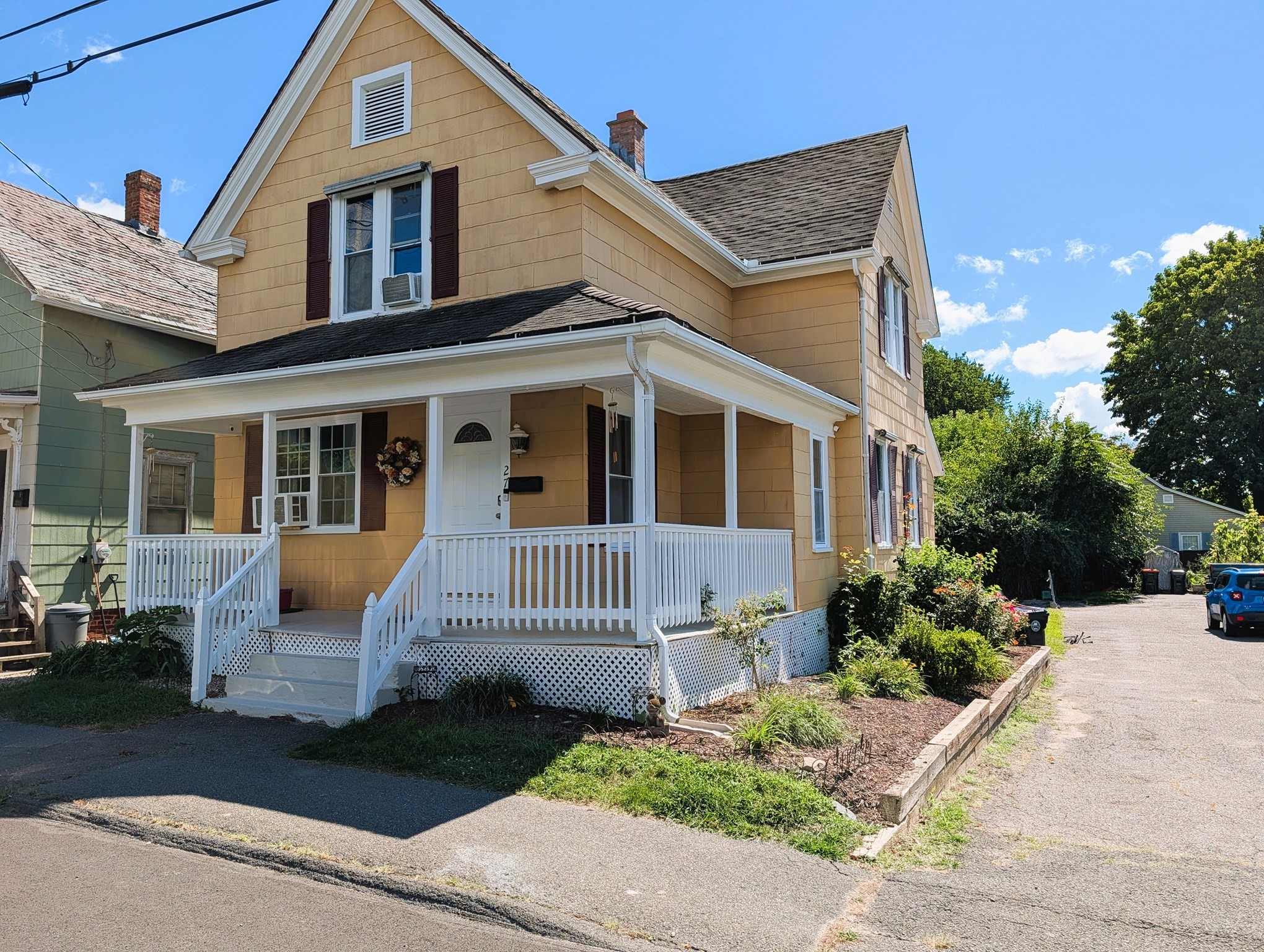 27 South Street Property Photo 28