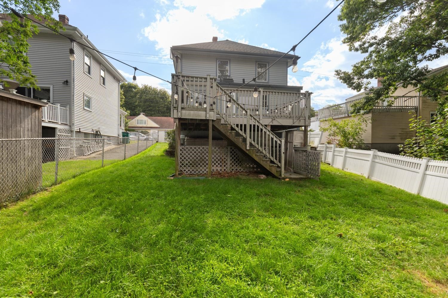 223 Linwood St Property Photo 33