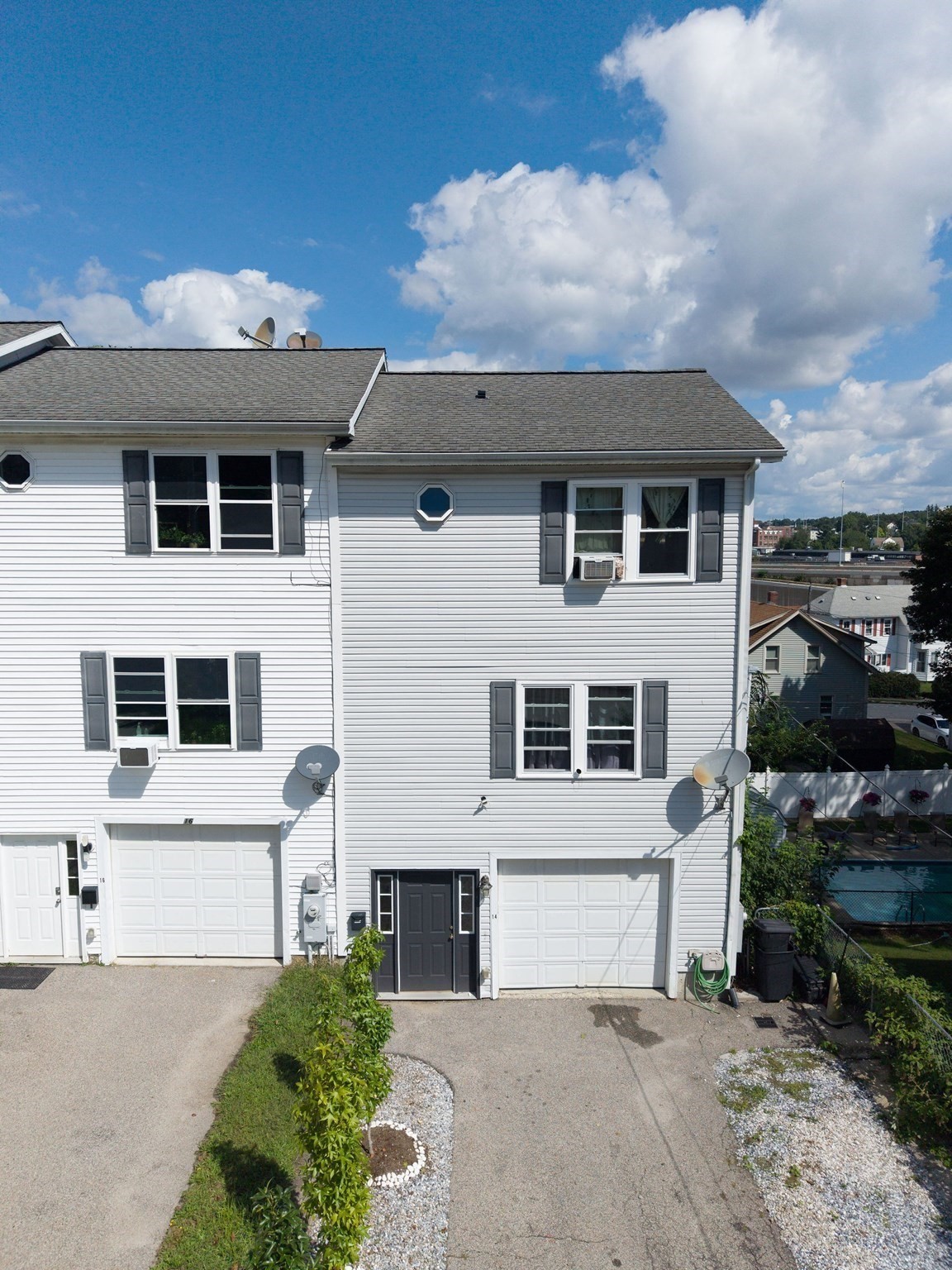 14 Sherburne Ave