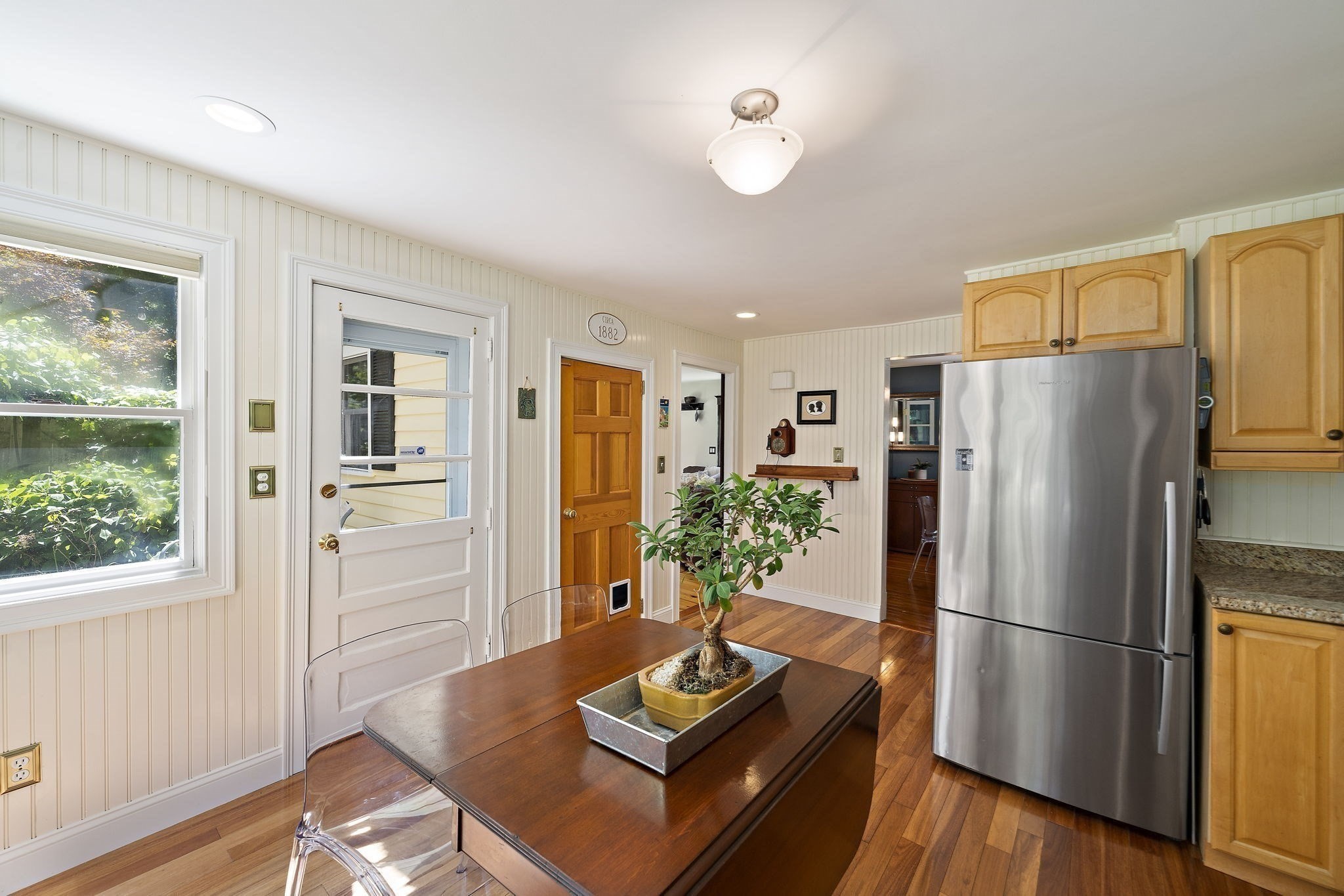 16 Oakland Ave Property Photo 10