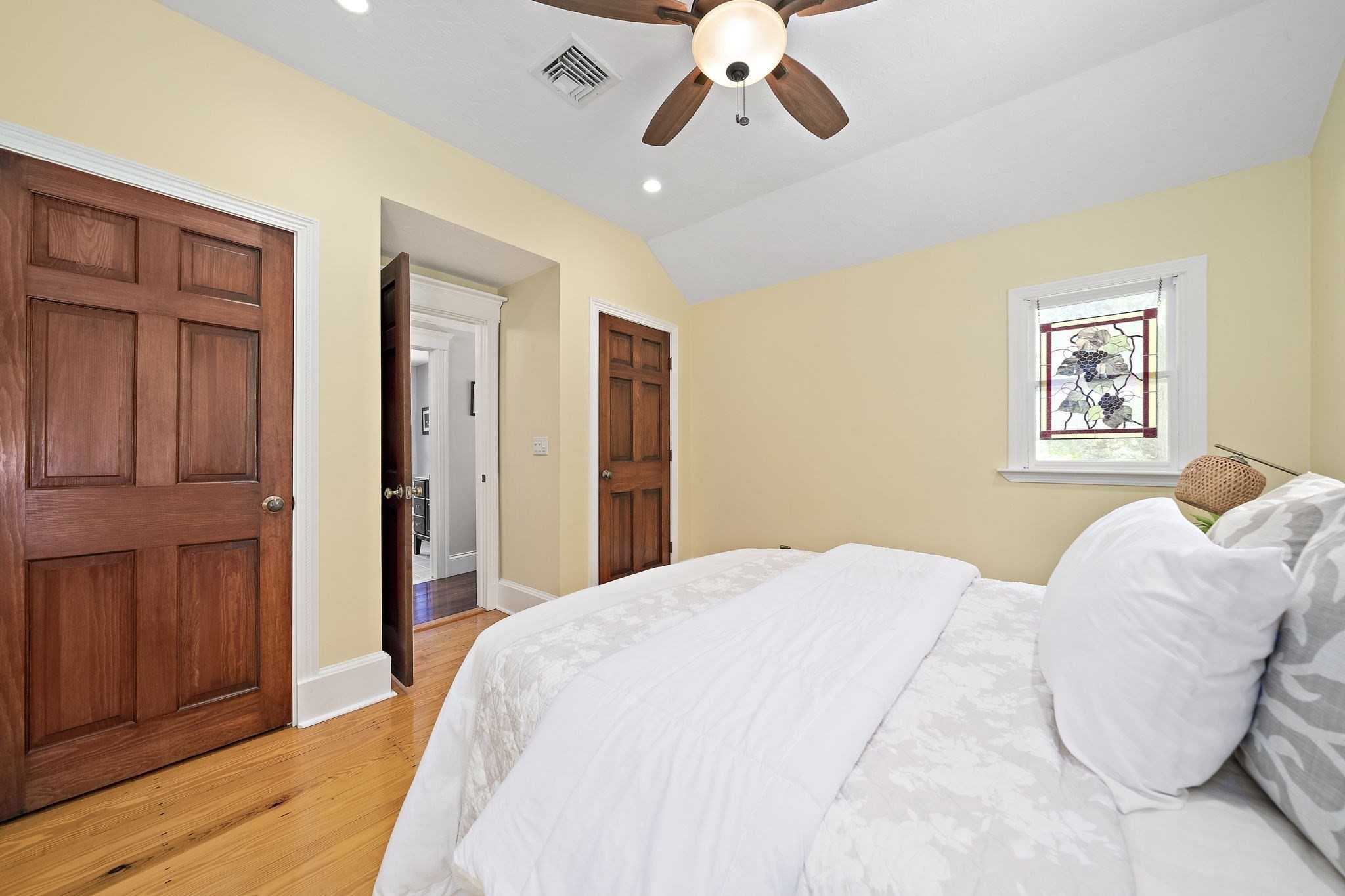 16 Oakland Ave Property Photo 20