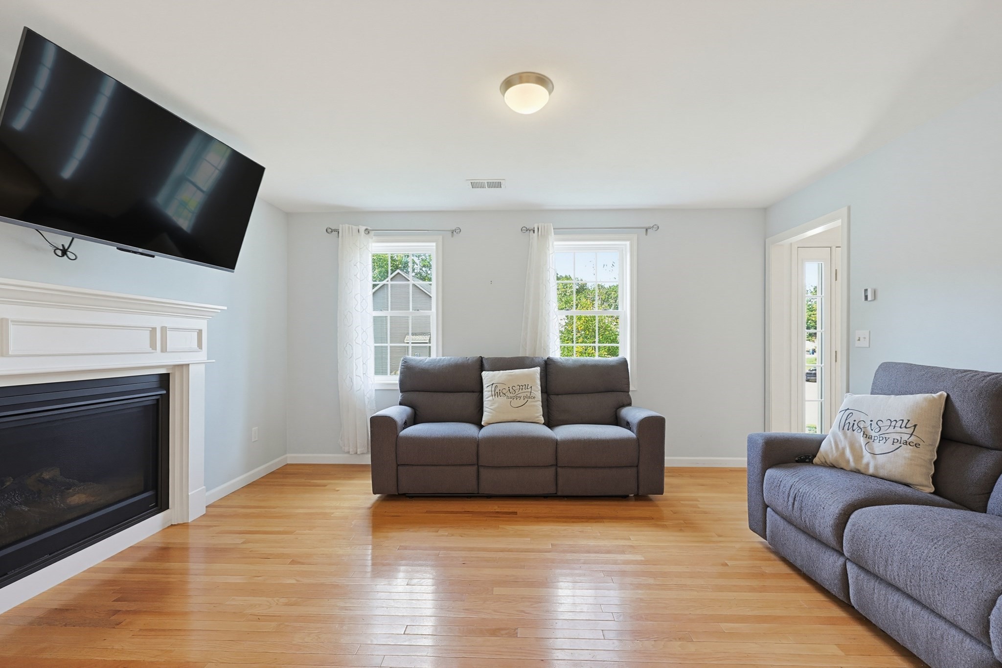 15 Willow Brook Lane Property Photo 3