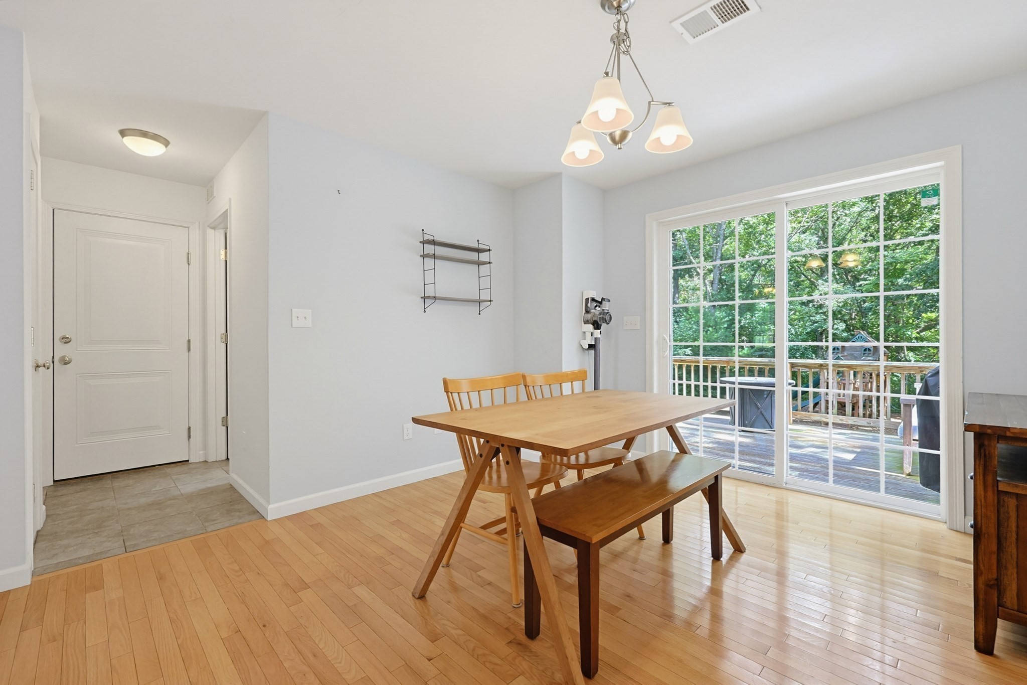 15 Willow Brook Lane Property Photo 12