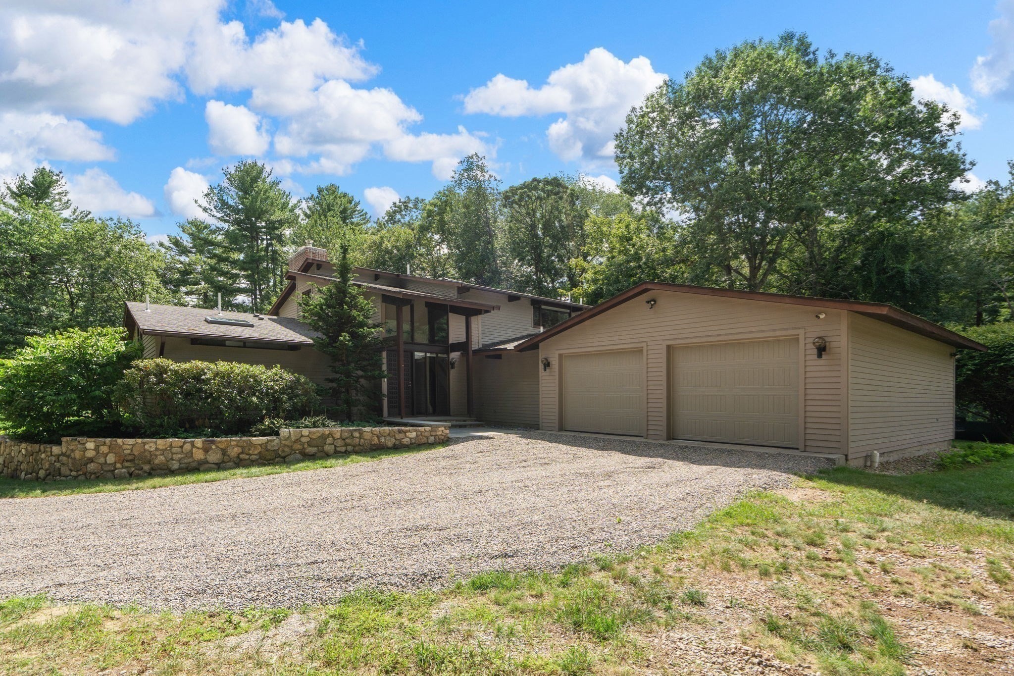 44 Vine Street Property Photo 2