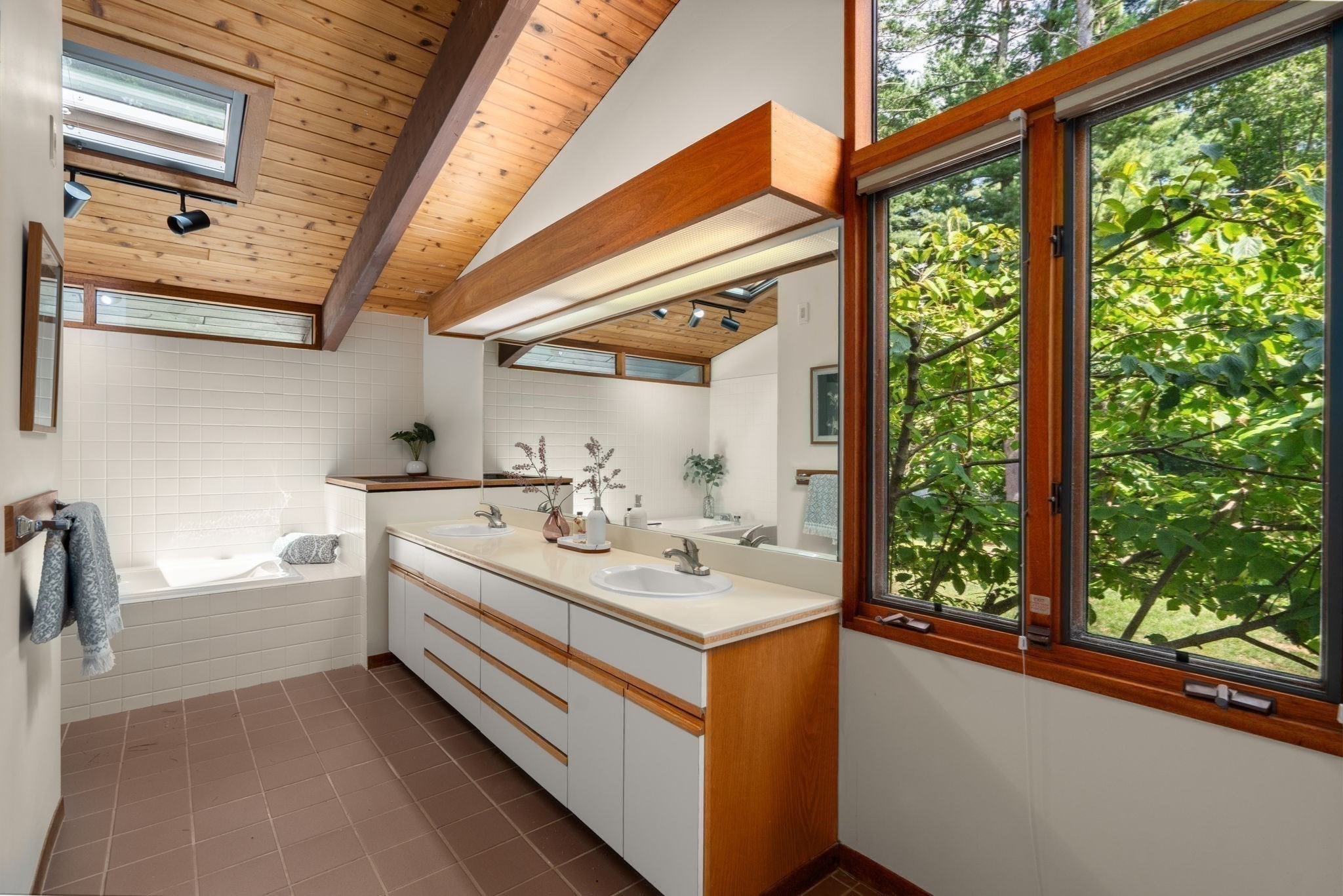 44 Vine Street Property Photo 19