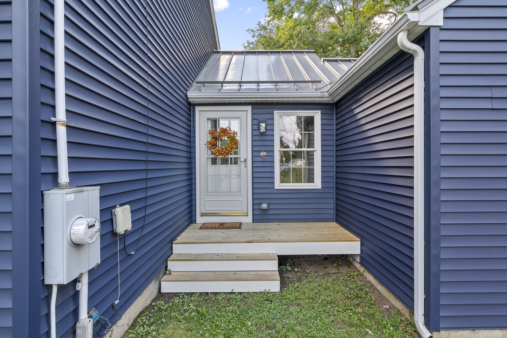 27 Westdale Ave Property Photo 4