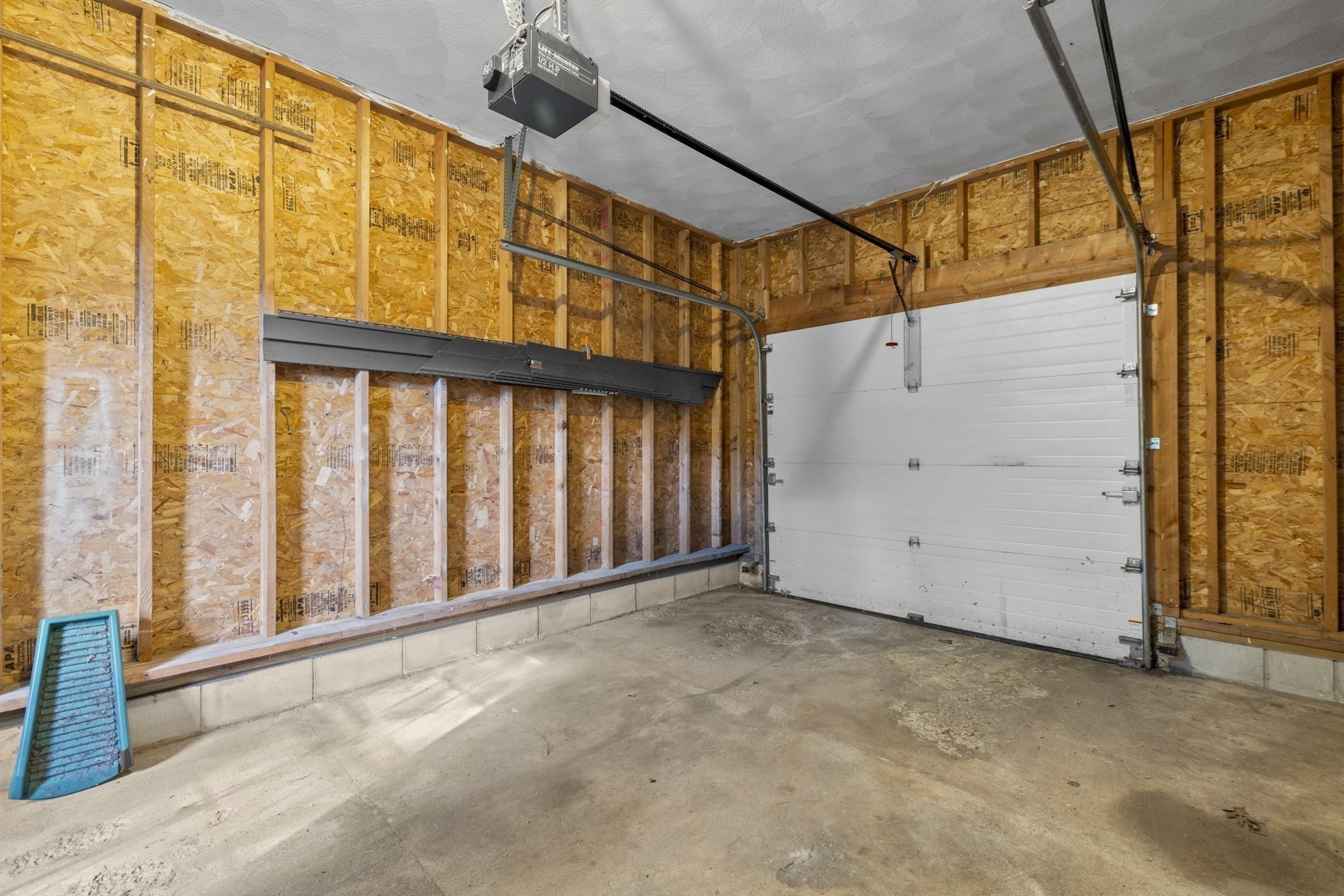 27 Westdale Ave Property Photo 20