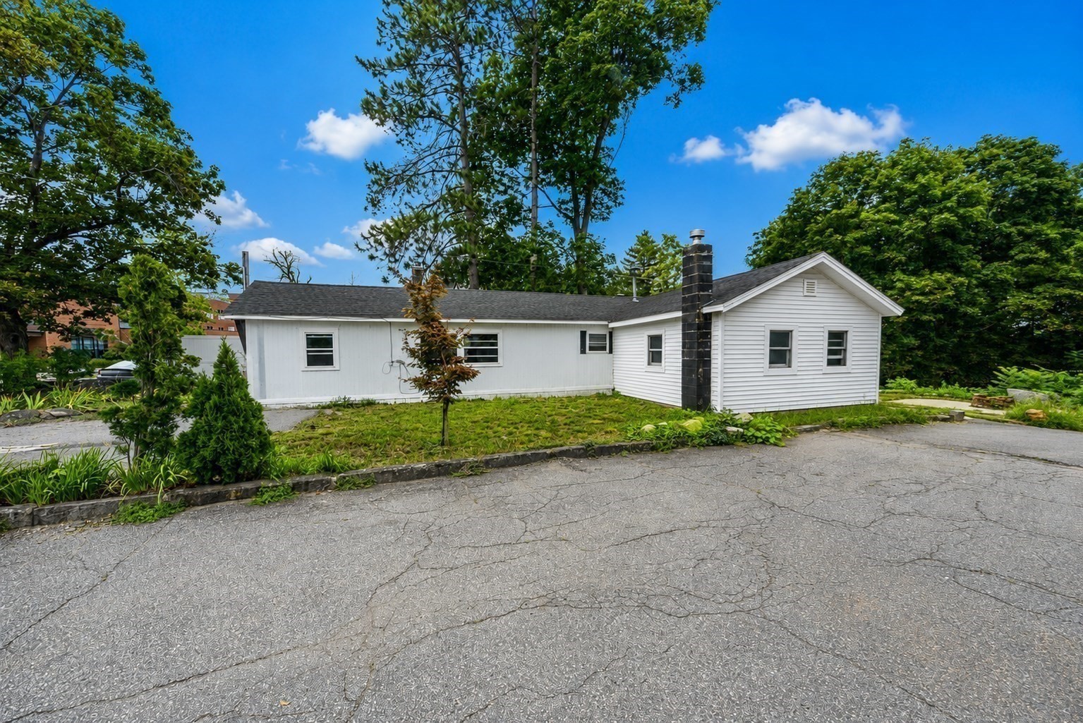 163 Highland St Property Photo 14