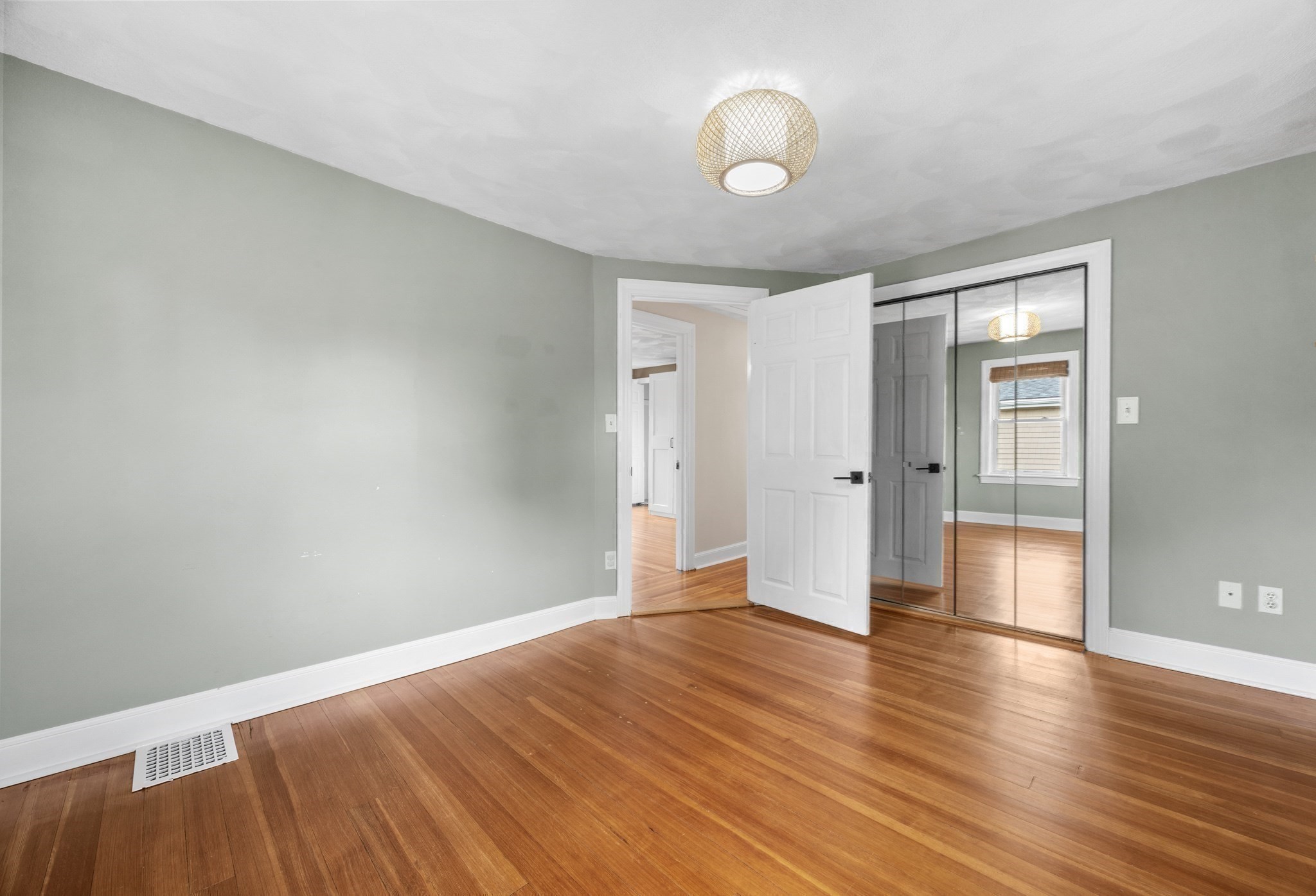 61 Edgemont Rd Property Photo 26