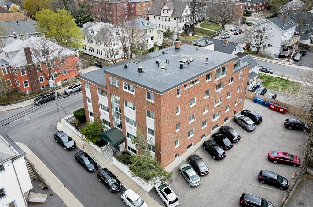 2 Larose Place # 8 Property Photo 1