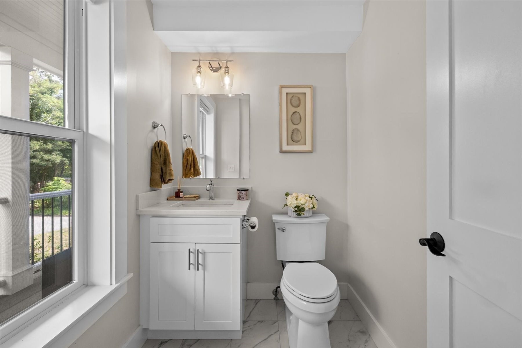 6 Macdonald Terr # D Property Photo 6