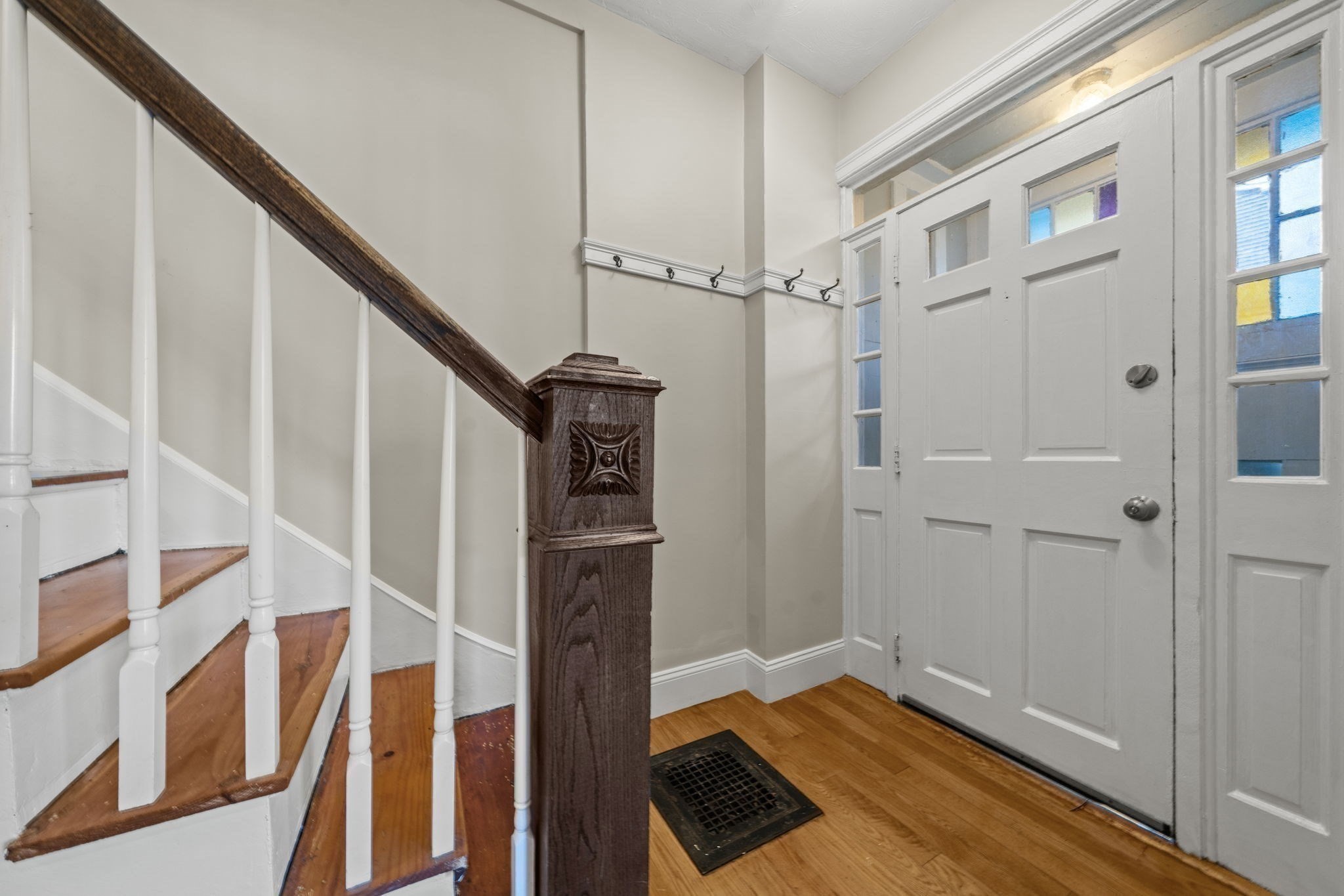 519 E 5th Street Property Photo 10