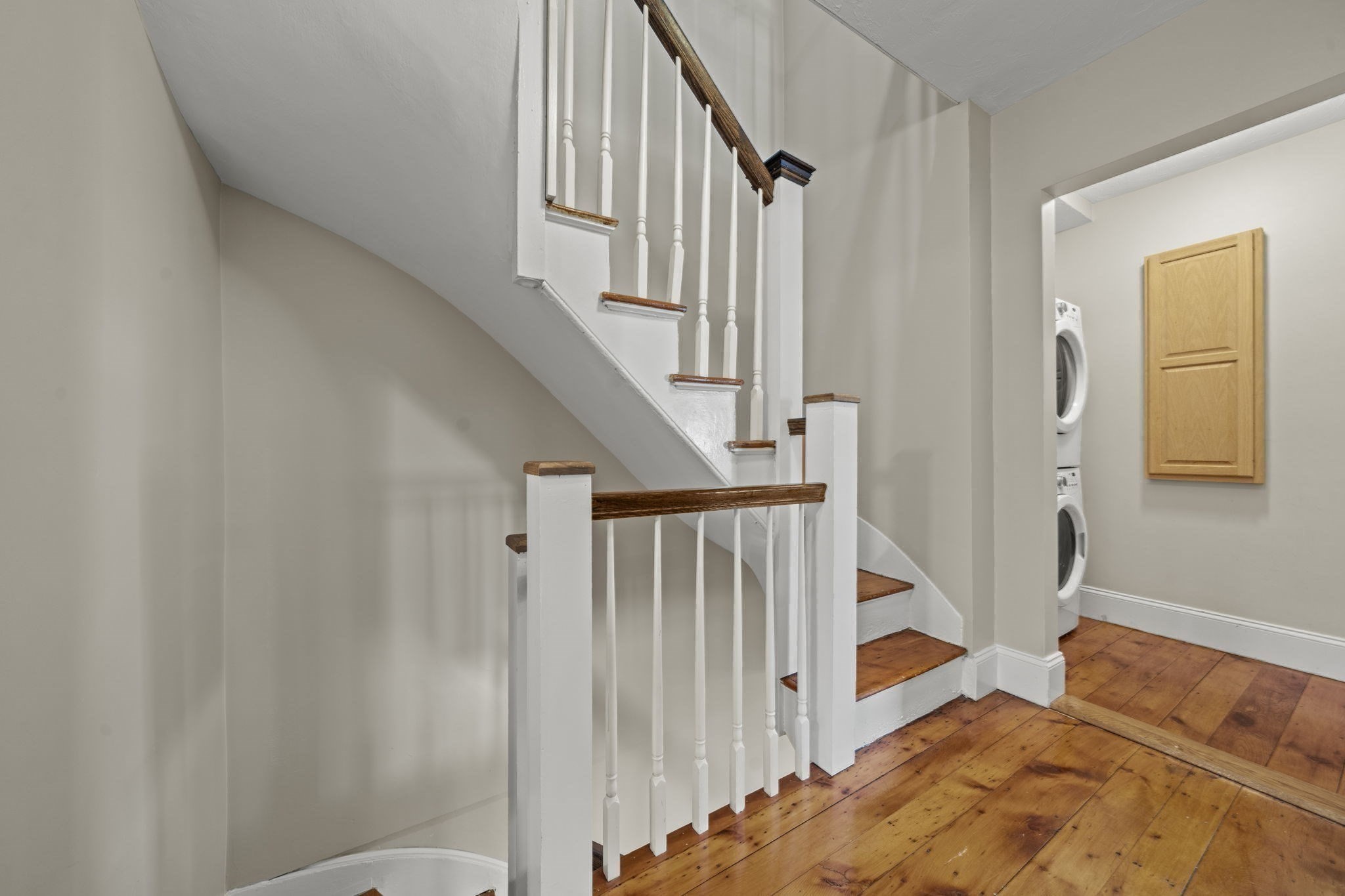519 E 5th Street Property Photo 11