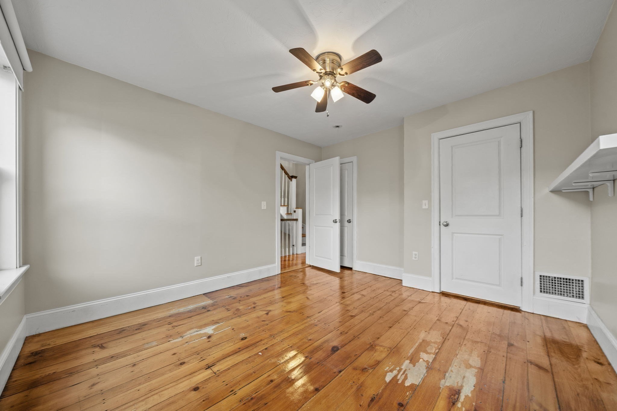 519 E 5th Street Property Photo 14
