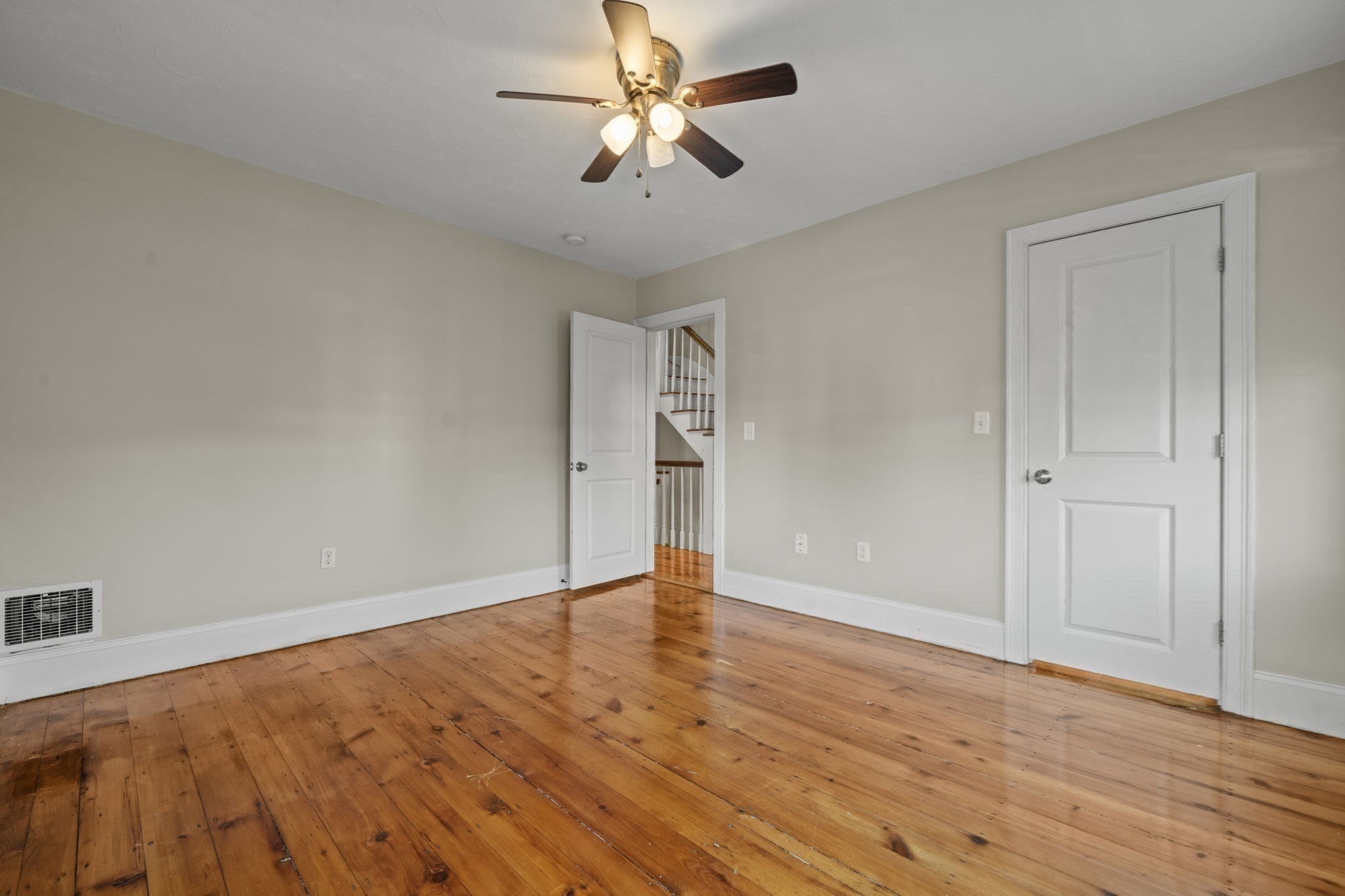 519 E 5th Street Property Photo 18