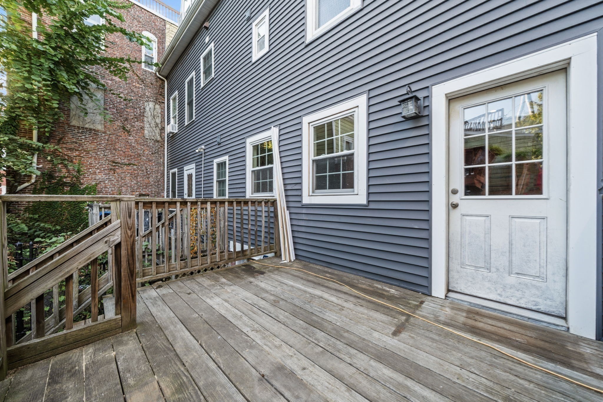 519 E 5th Street Property Photo 34