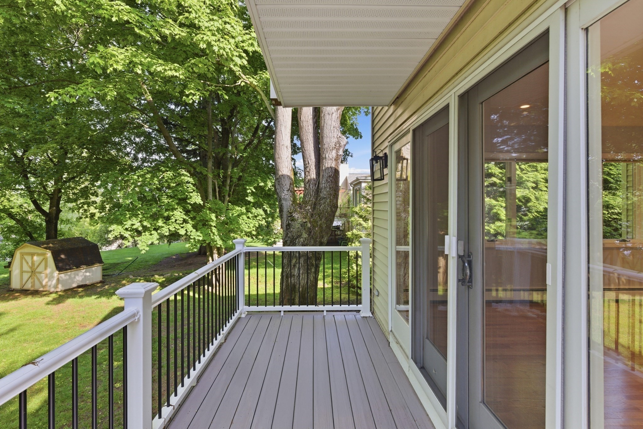 213 Hunnewell Street Property Photo 6