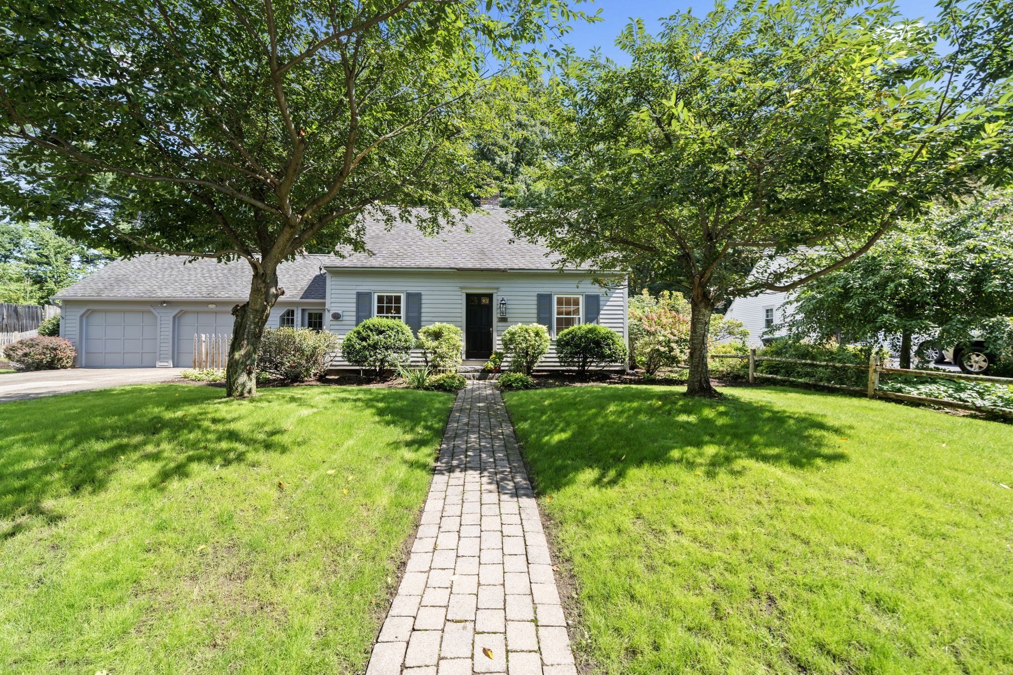 9 Hillside Dr