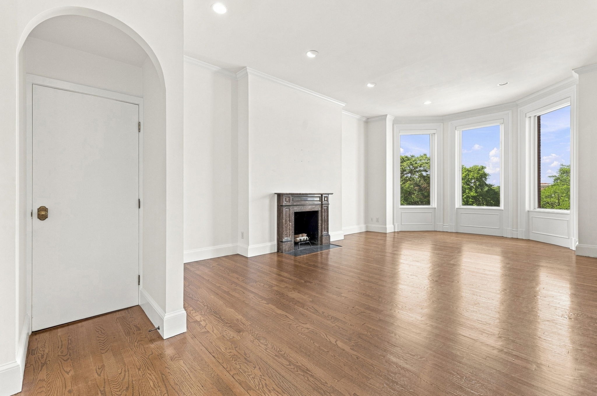 398 Beacon Street # 3 Property Photo 5