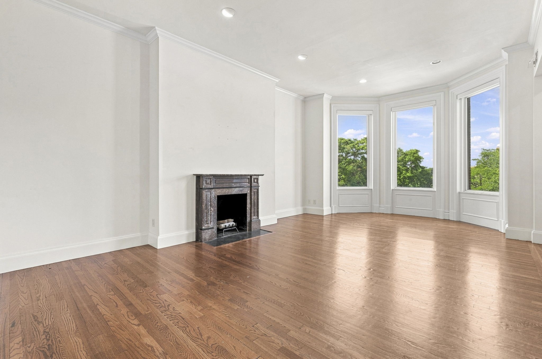 398 Beacon Street # 3 Property Photo 6