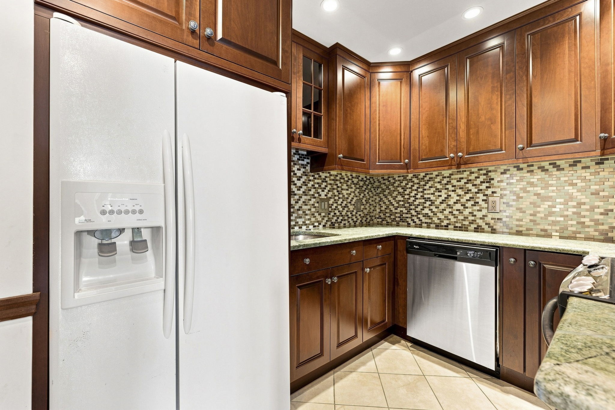 398 Beacon Street # 3 Property Photo 19