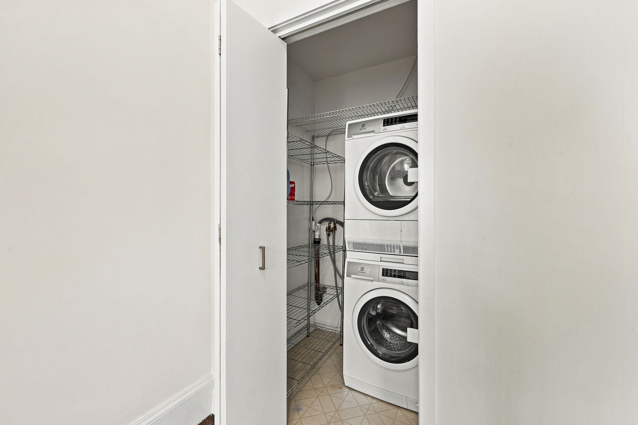 398 Beacon Street # 3 Property Photo 31
