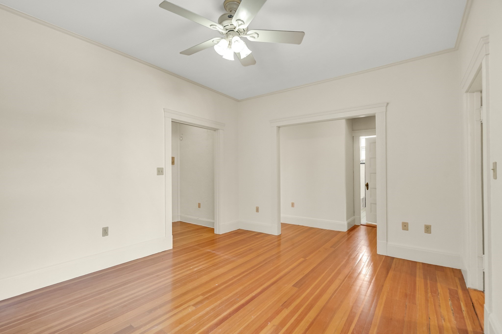 457 Washington # 2 Property Photo 7