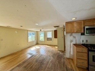 42 Whittier Road Property Photo 6