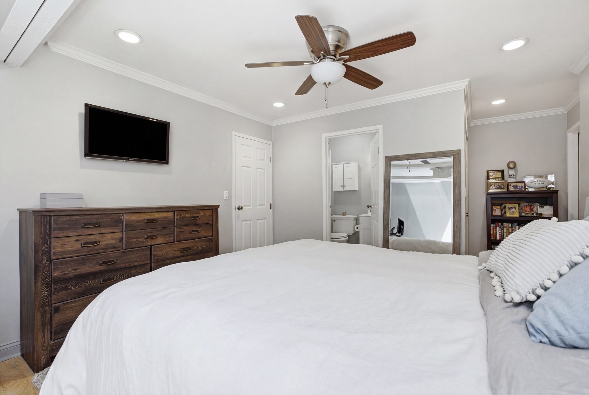 106 13th Street # 321 Property Photo 11