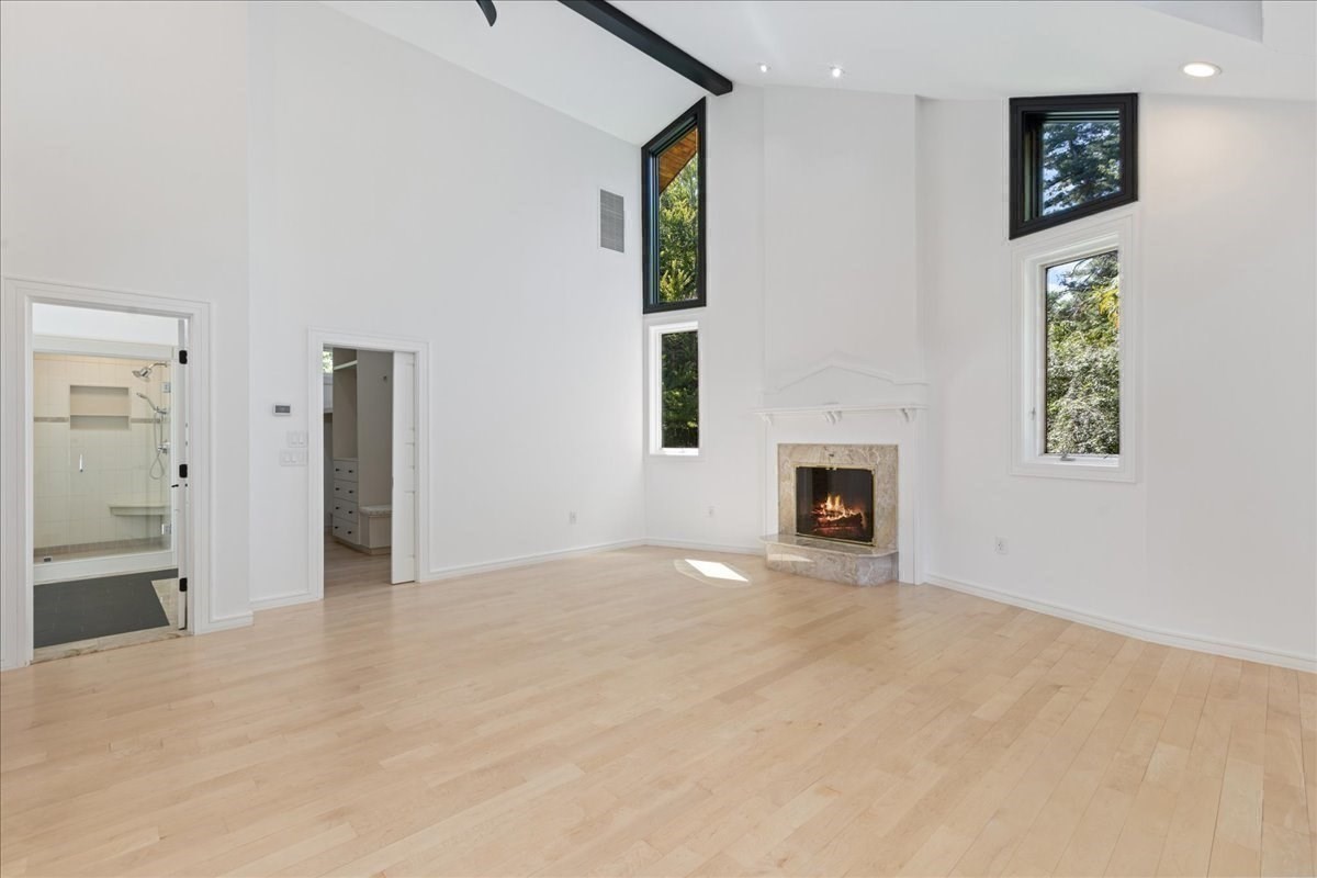 245 Linden Street Property Photo 20
