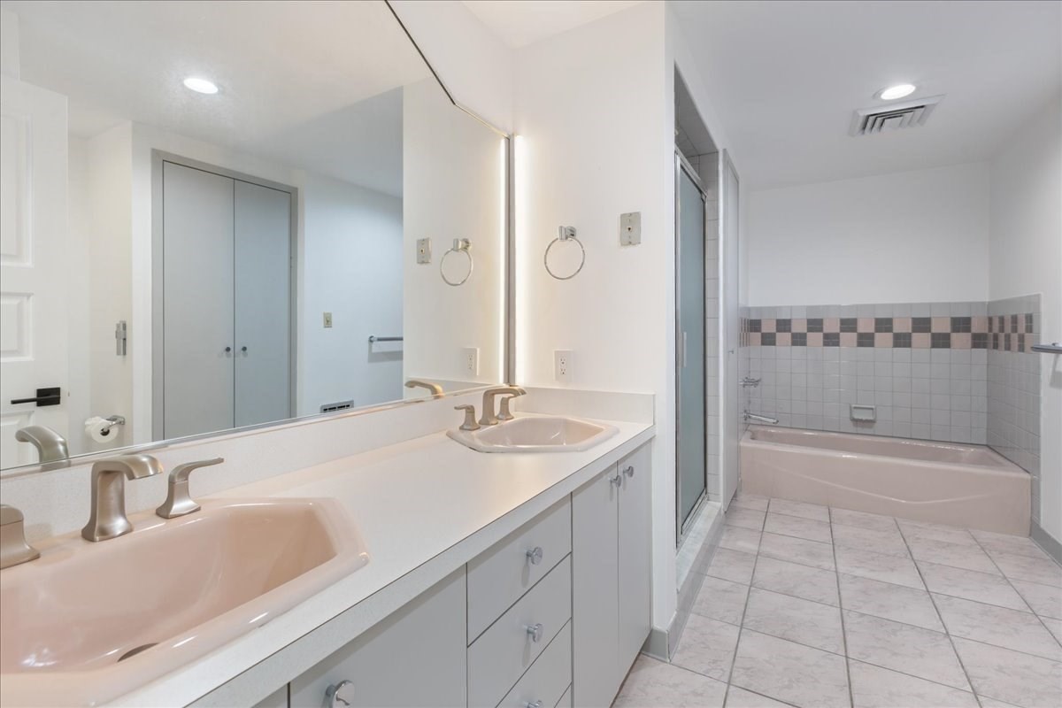 245 Linden Street Property Photo 31