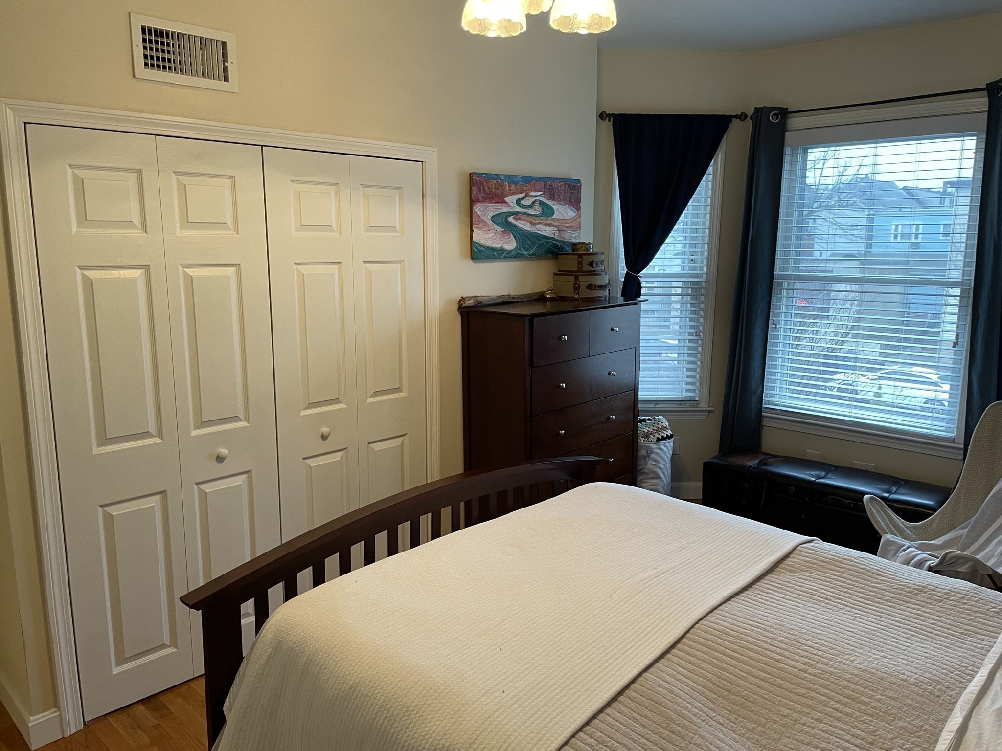 651 Bennington Street Property Photo 18