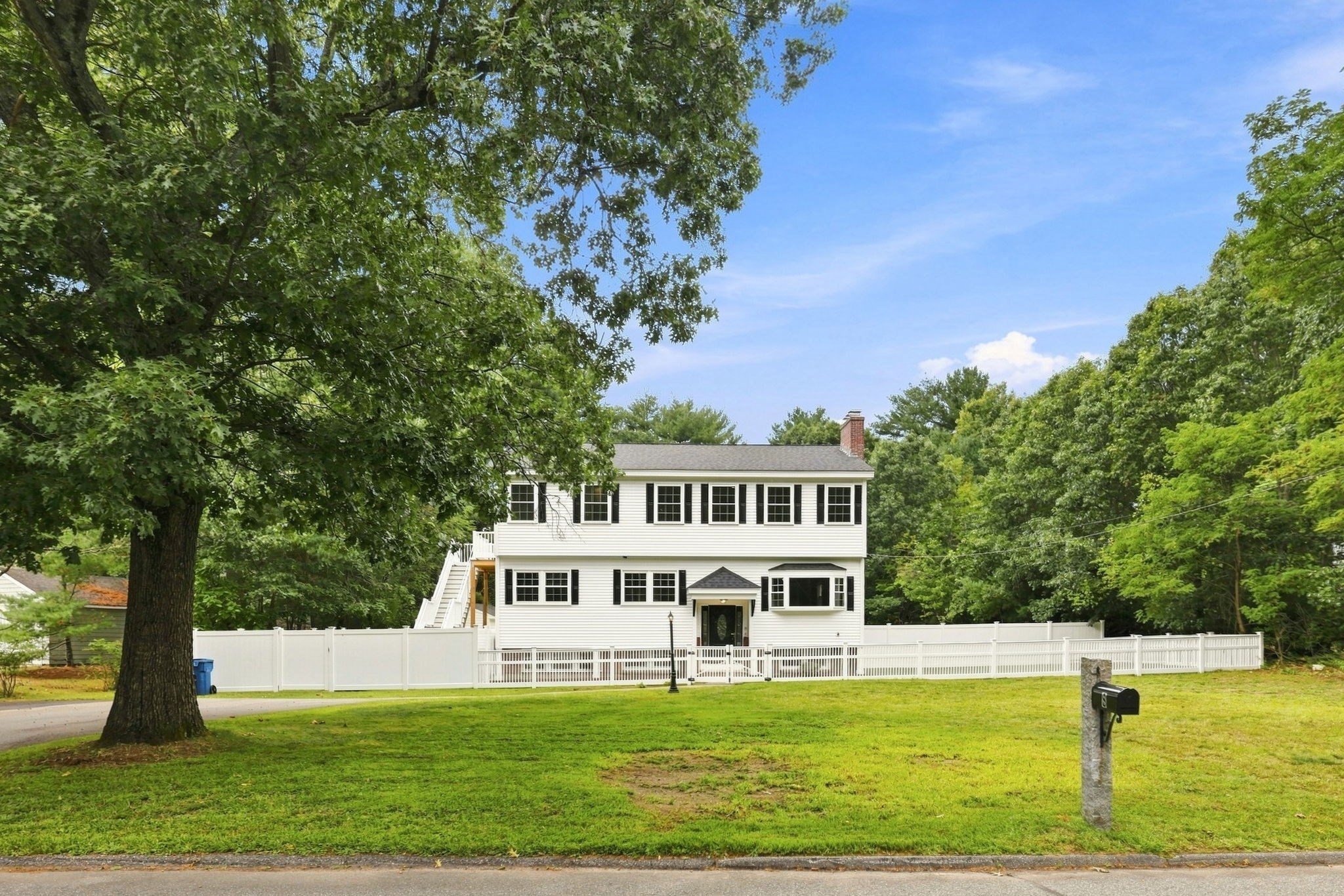 8 Victory Rd Property Photo 1