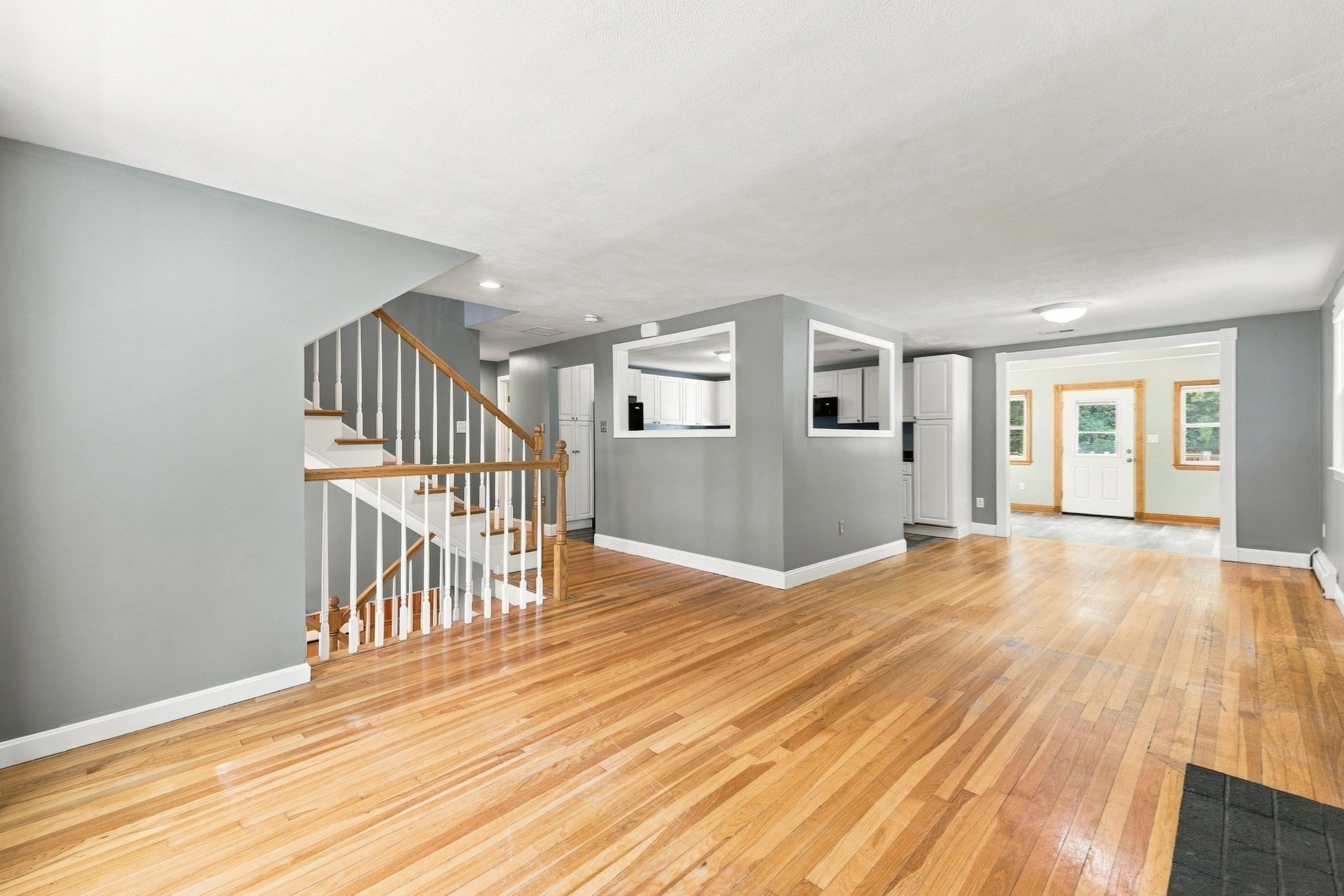 8 Victory Rd Property Photo 6