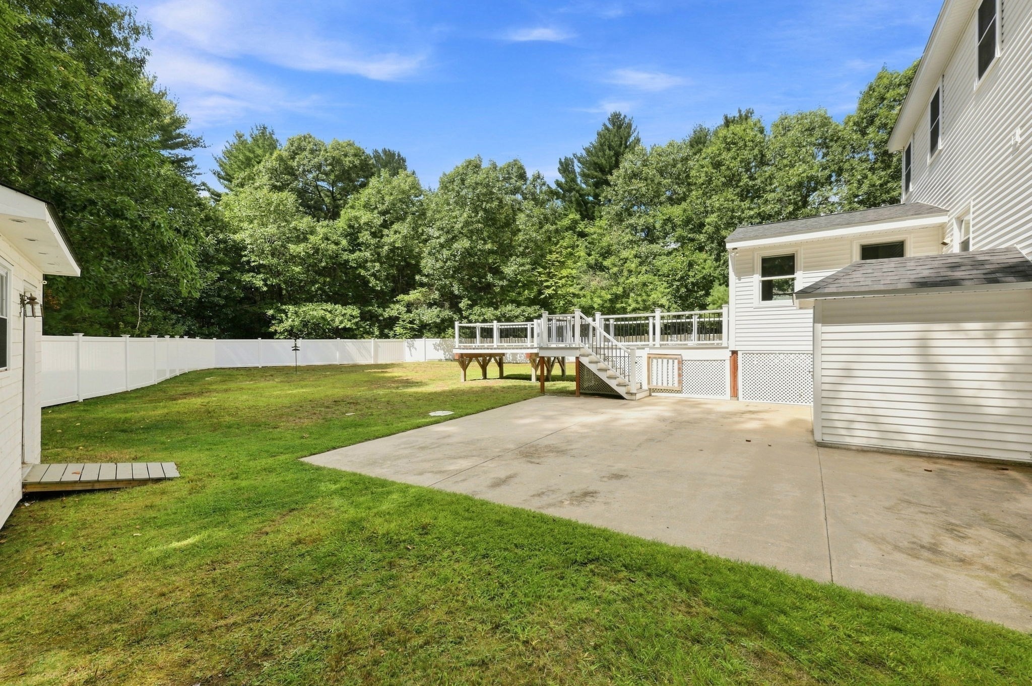 8 Victory Rd Property Photo 35