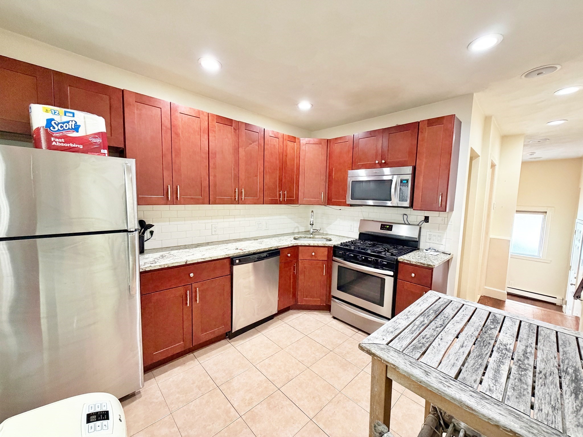 365 Sumner St # 1 Property Photo 5