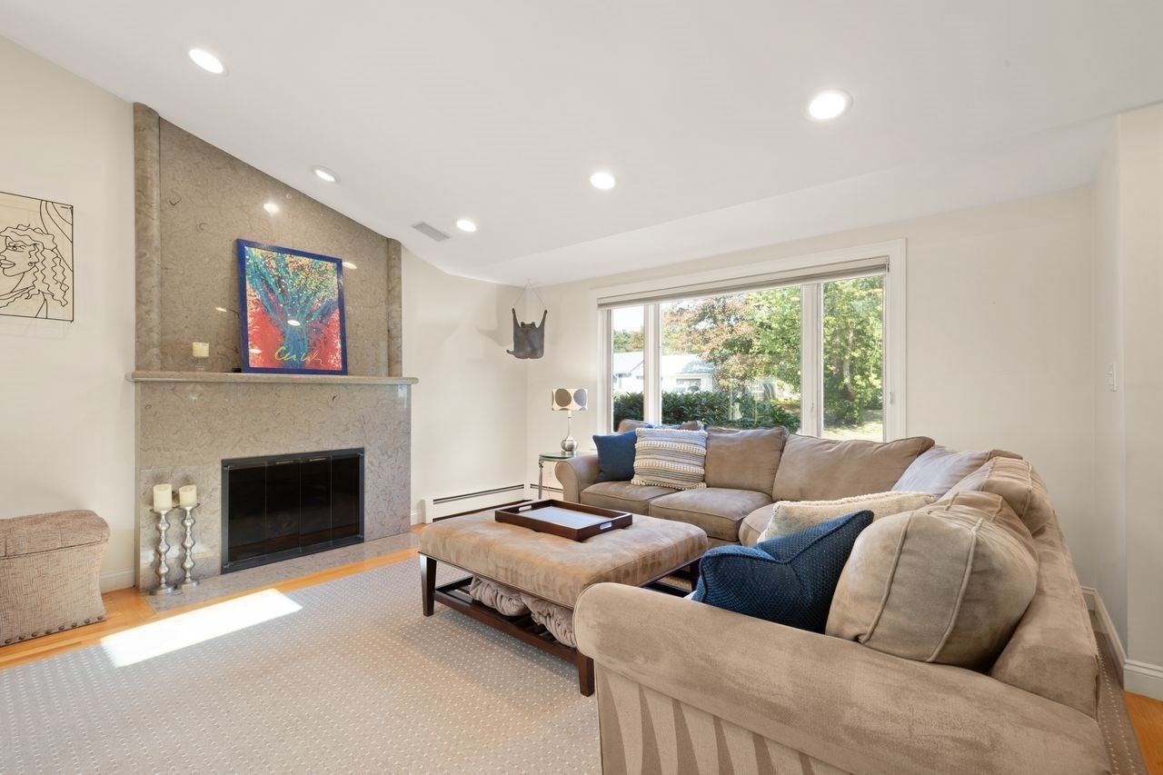 16 Leonard Rd Property Photo 6