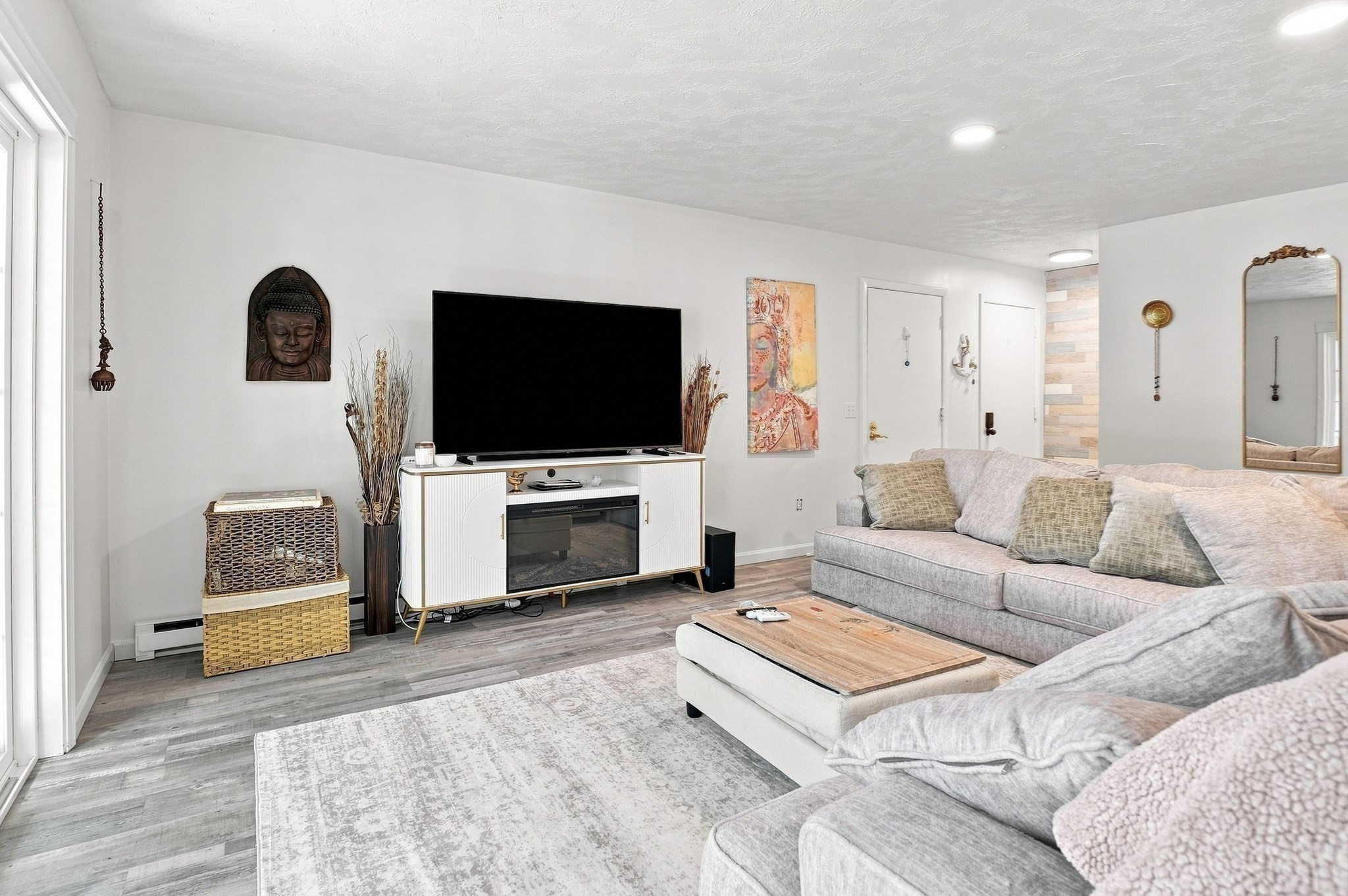 19 Eaglehead Terrace # 4 Property Photo 10