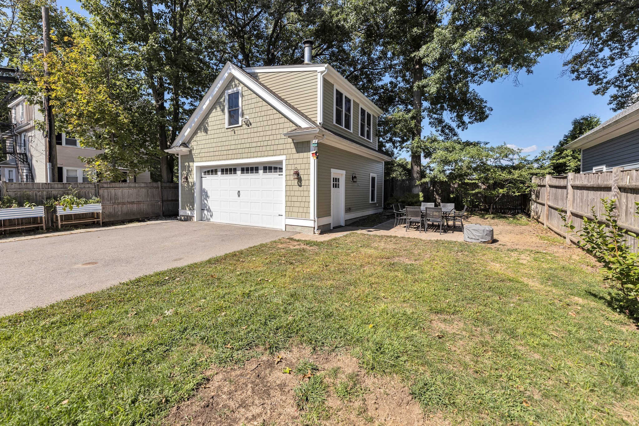 131 Gardner Street Property Photo 38