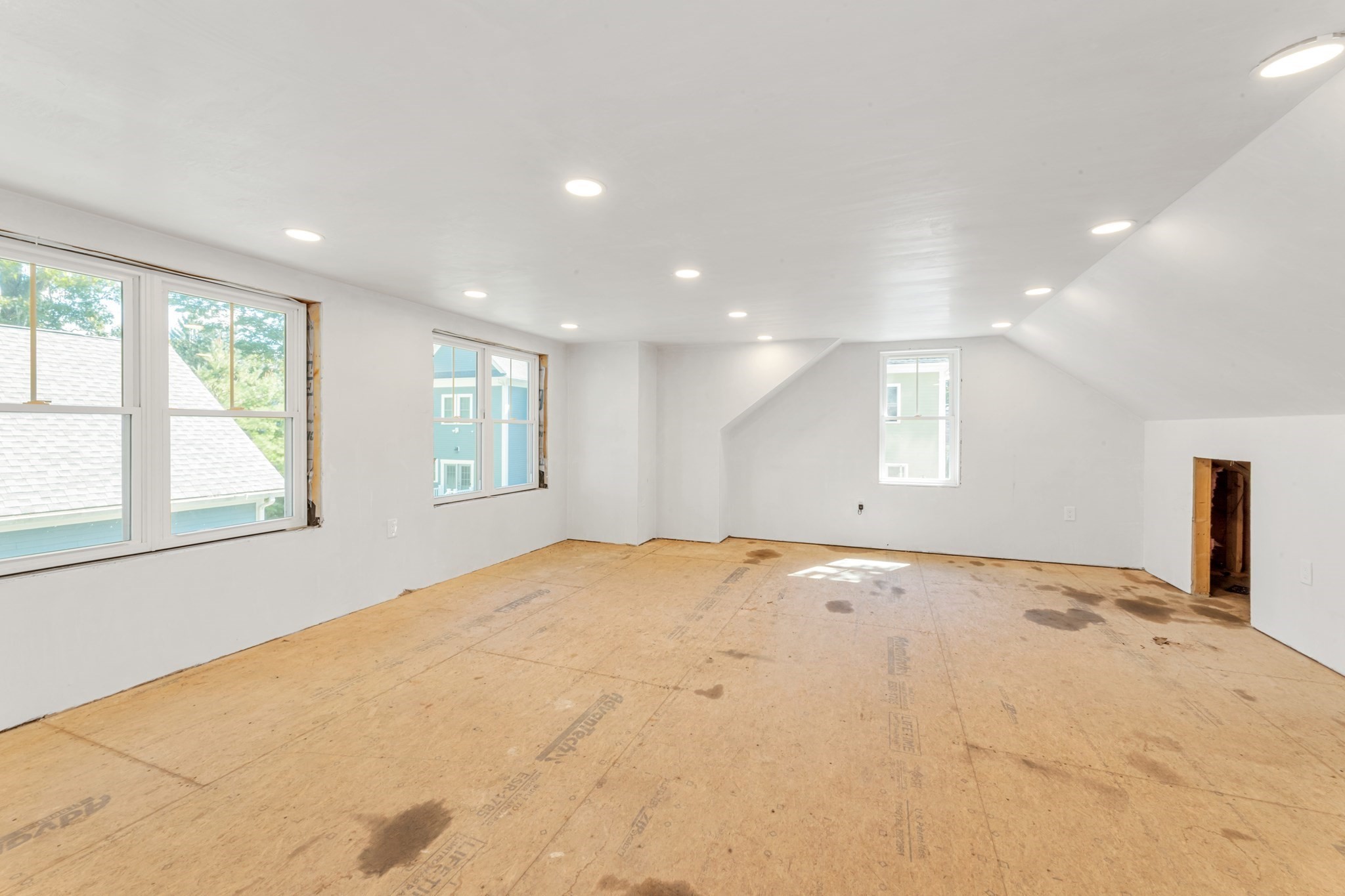 131 Gardner Street Property Photo 40