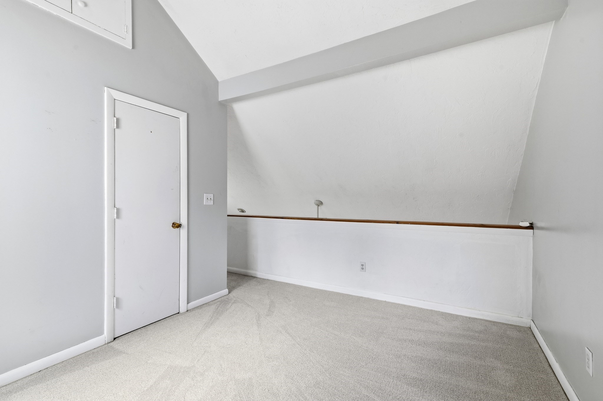 195 Lake Street Property Photo 14