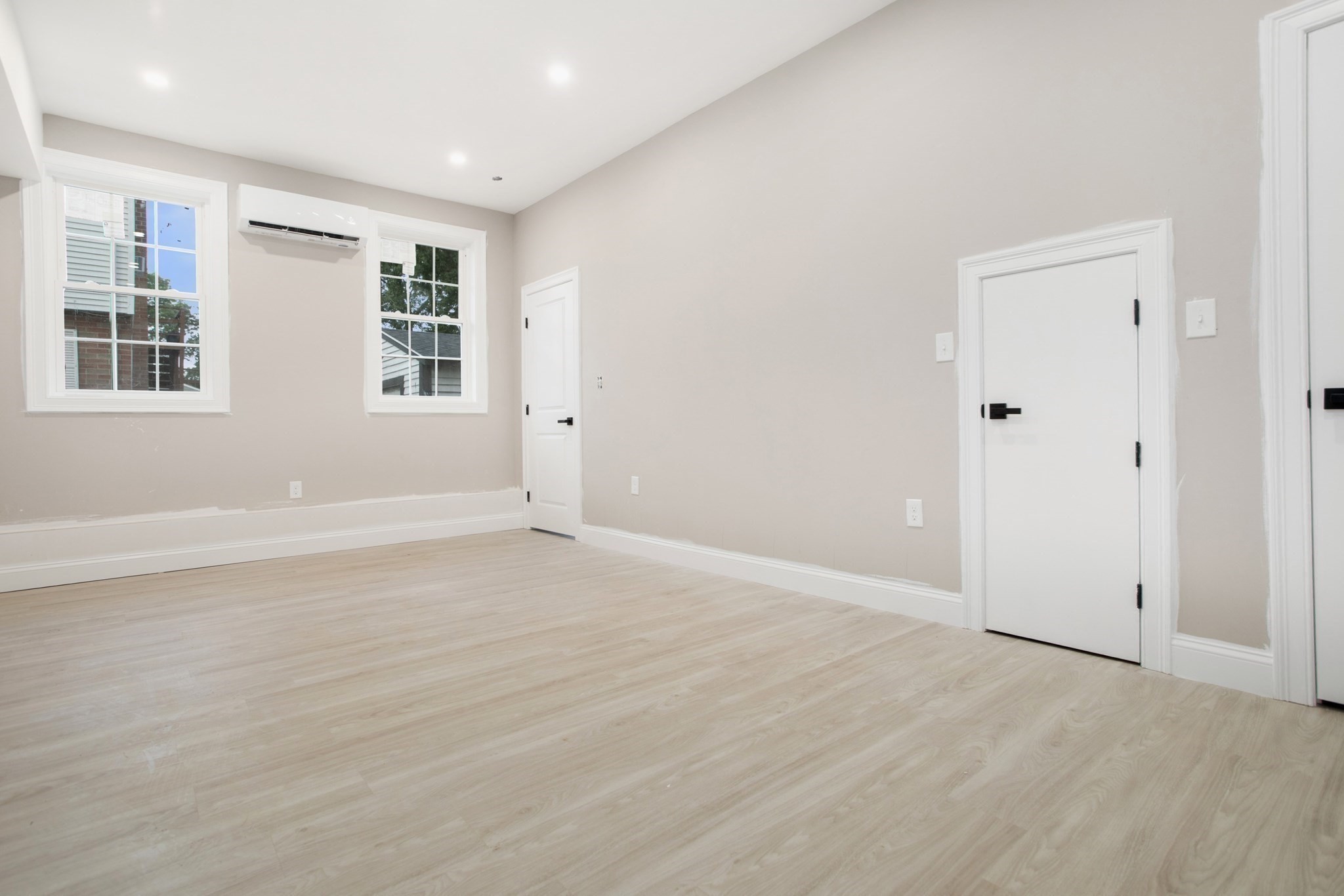 661 Washington Aveue # 2 Property Photo 15